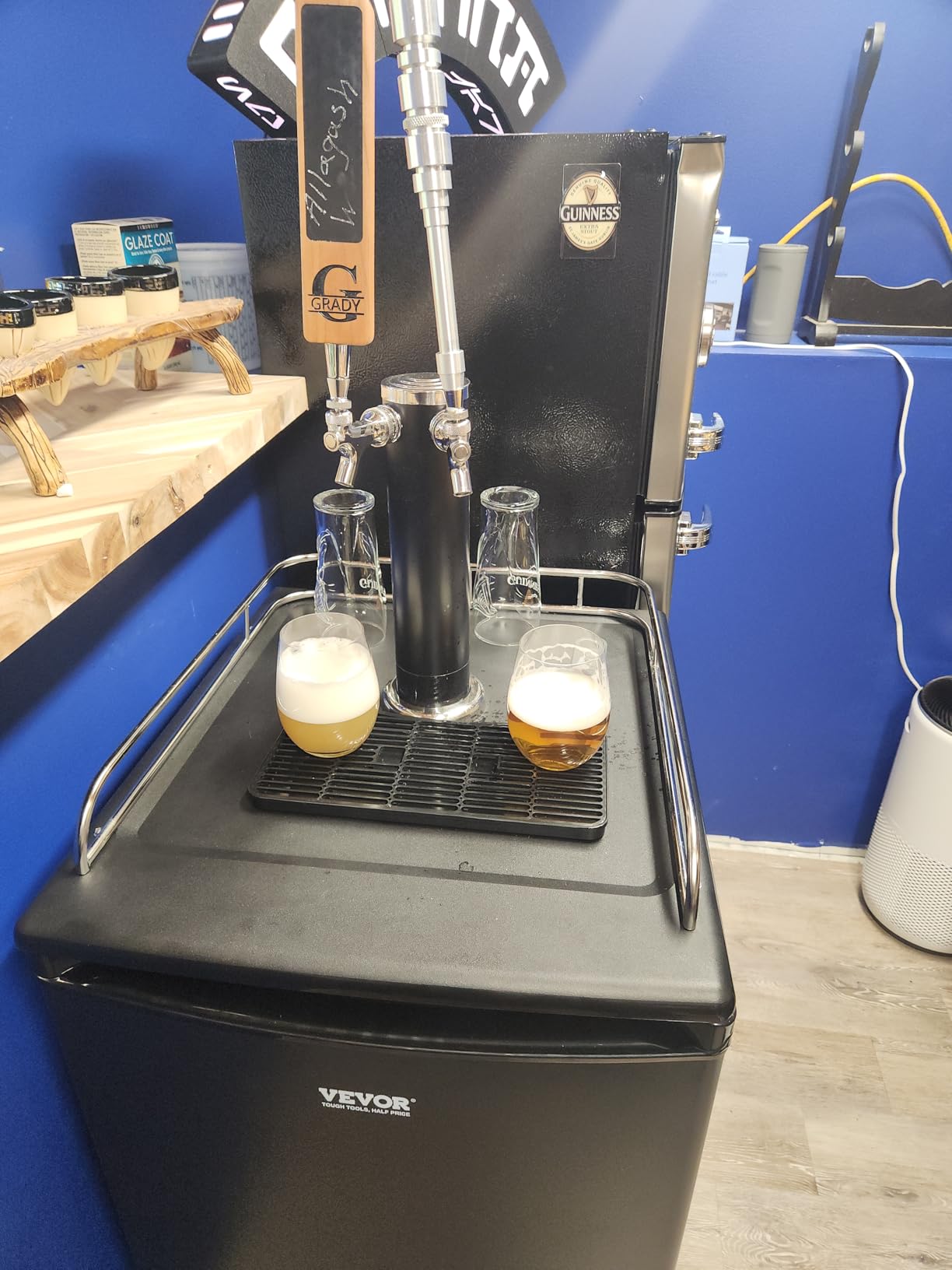 VEVOR Beer Kegerator, Dual Tap Commercial Draft Beer Dispenser for D system, Full Size Keg Refrigerator with 5lbs CO2 Tank, Black customer photo 2