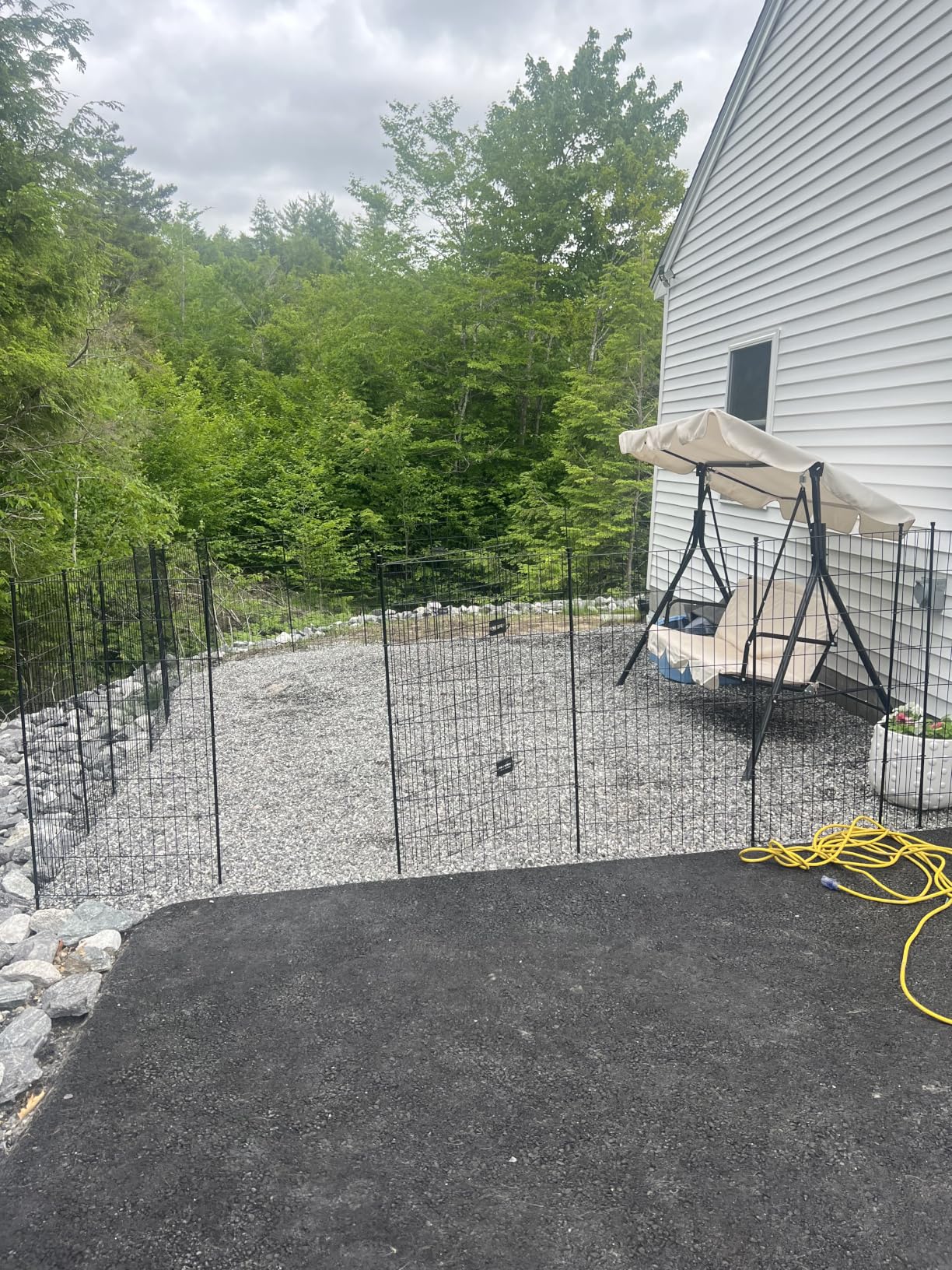 No Dig Garden Fence Outdoor for Yard, 40in (H) x 23.6ft(L) | 10 Panels Animal Barrier Fence, Rustproof Metal Temporary Dog Fence, Decorative Fencing for Patio, Flower Bed customer photo 2
