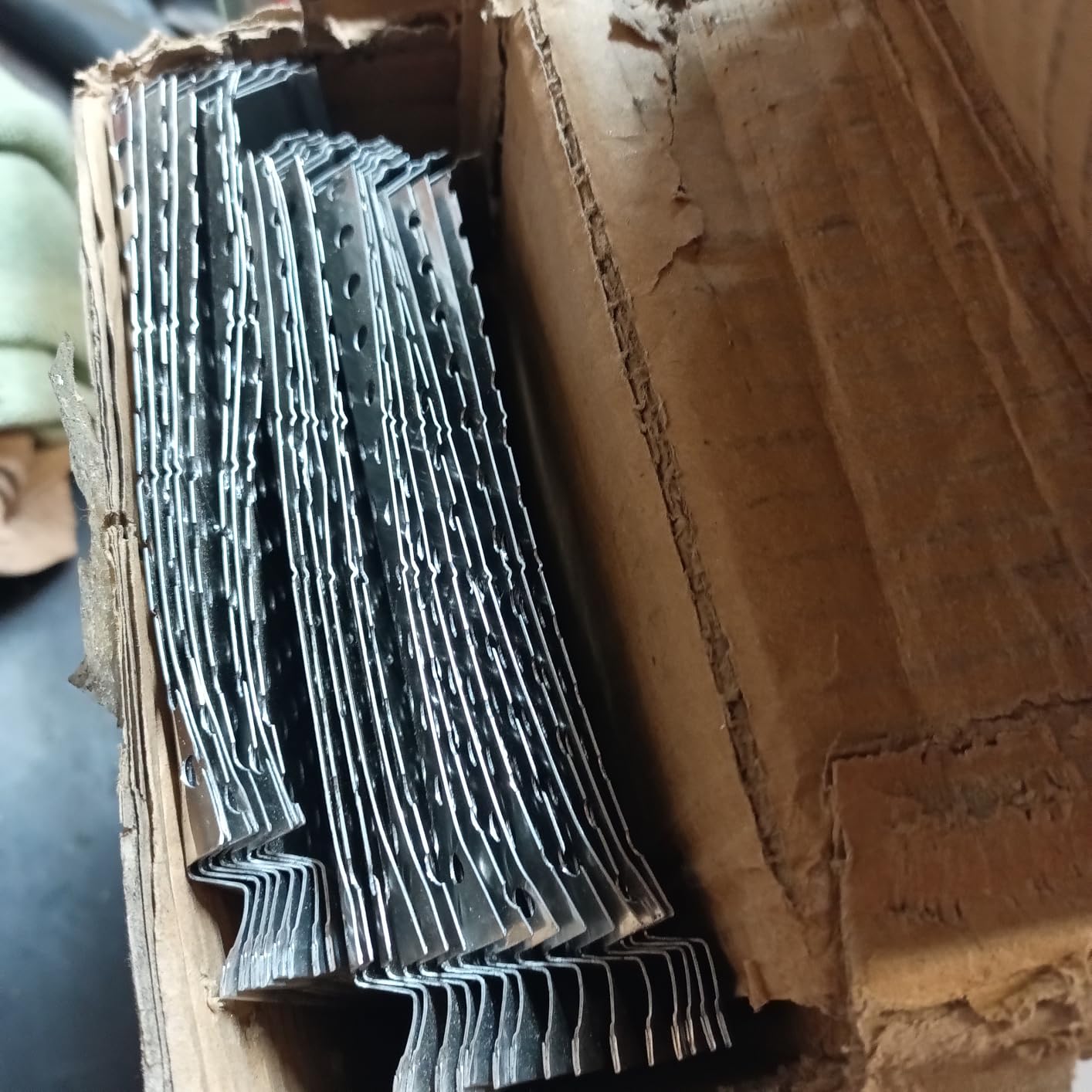 Gutter Guard, 5