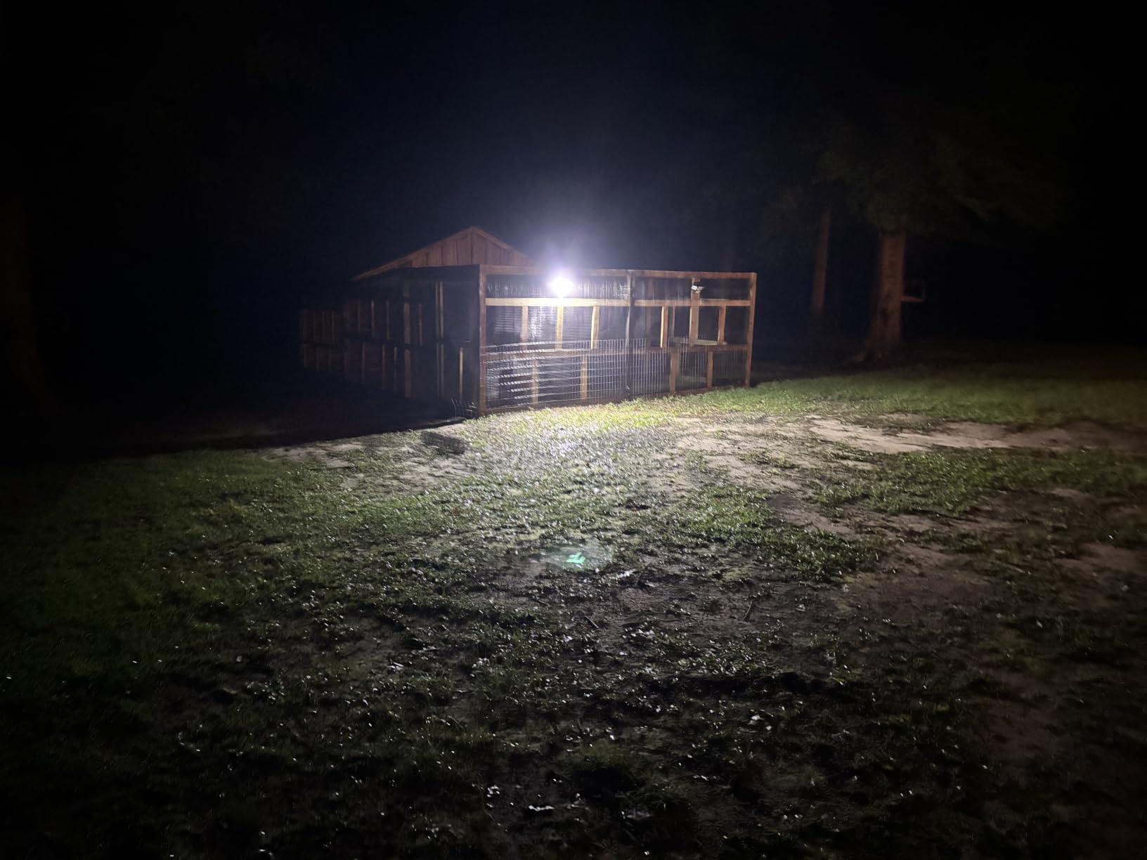 LYWALT Solar Outdoor Lights - 3000LM 188 LED Motion Sensor Outdoor Lights, 4 Heads Security Light, IP65 Waterproof, Easy Install, 270° Wide Angle Flood Wall Light with 3 Modes for Backyard Yard customer photo 1