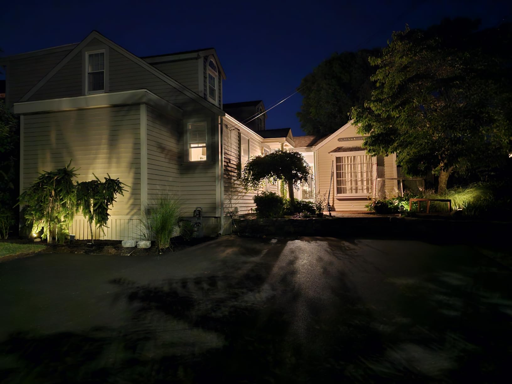 NYMPHY Solar Lights Outdoor Waterproof IP68, 56 LED 3 Lighting Modes Solar Powered Garden Yard Spot Solar Lights for Outside Landscape- 6 Pack (Cool White) customer photo 1