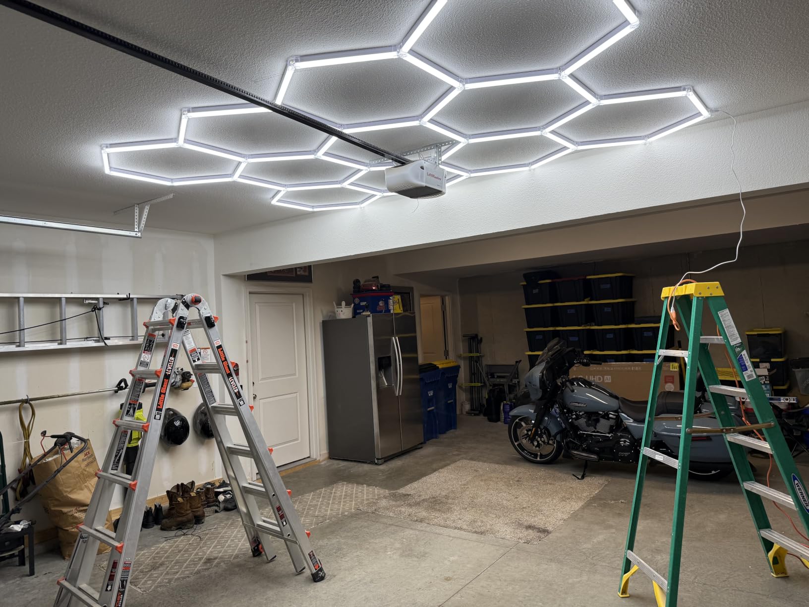 Hexagon Garage Lights: 322W 11 Grids Hexagon LED Lights - Easy Install 6500K Super Bright Honeycomb Lights Ceiling for Garage, Warehouse, Car Detailing Shop, Exhibition Hall, Gym customer photo 1