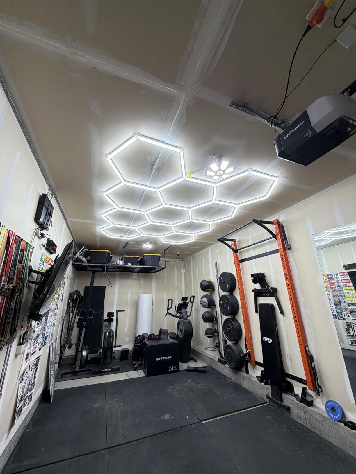 Hexagon Garage Lights: 322W 11 Grids Hexagon LED Lights - Easy Install 6500K Super Bright Honeycomb Lights Ceiling for Garage, Warehouse, Car Detailing Shop, Exhibition Hall, Gym customer photo 2