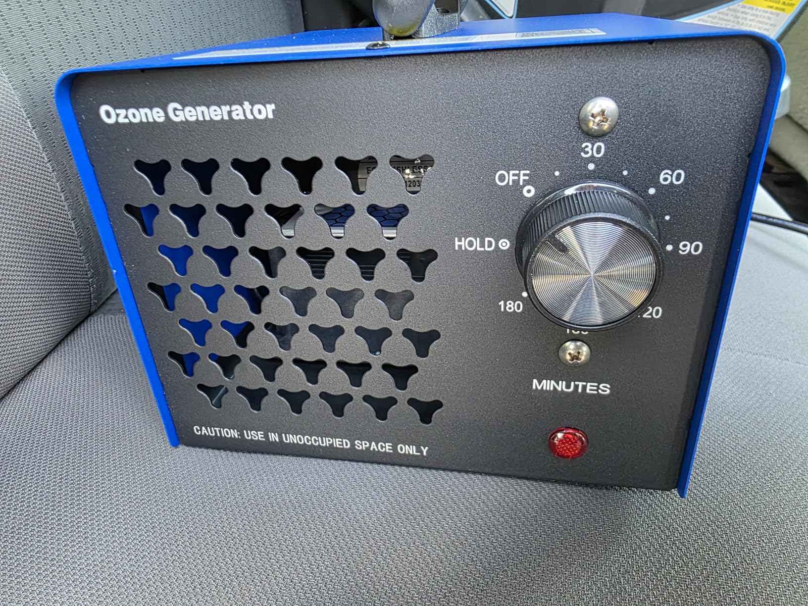 ONAMOR Ozone Generator Odor Eliminator 70000mg, High Capacity Ozone Machine Odor Removal Up to 6000 Sq.Ft, Ionizer Ozonator for Smoke, Car, Basement And Pet Room, Black customer photo 1