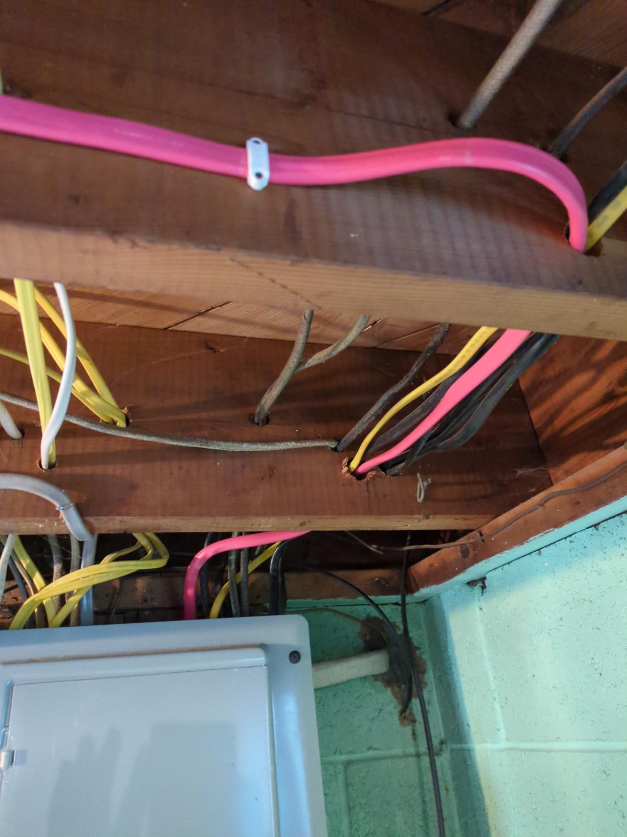 Southwire Romex SIMpull Electrical Wire 10 Gauge, 3 Conductors, 50 Ft, NM-B, Pink customer photo 1
