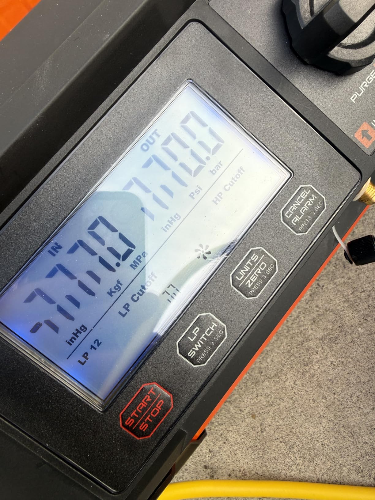 VEVOR Refrigerant Recovery Machine, 1 HP Dual Cylinder Portable AC Recovery Machine with 3000rpm Brushless Motor, Freon Refrigerant Recycling Tool for Automotive, Air Condition, Household HVAC customer photo 1