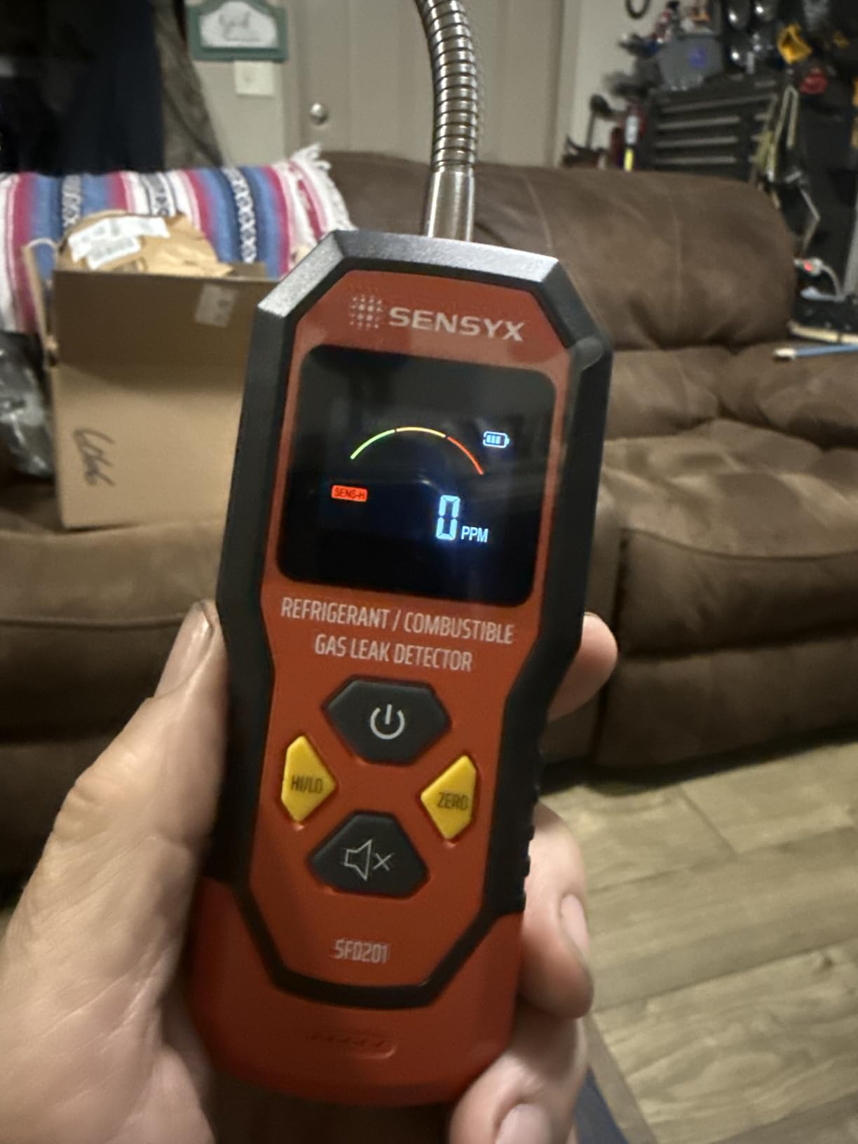 HVAC Refrigerant and Combustible Gas Leak Detector, Rechargeable | 2-in-1 model SFD201 detects Freon and combustible gas; halogen sniffer for air conditioning and automotive leak detection customer photo 2
