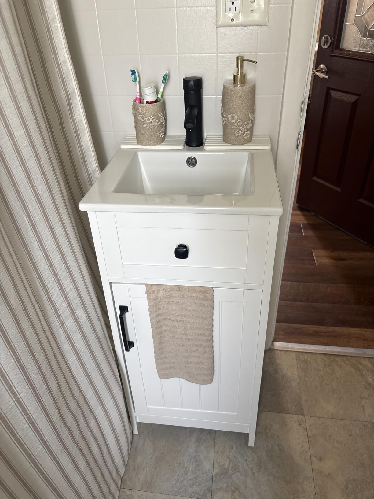 ALBAD 16-Inch Modern Bathroom Vanity with Sink, Compact Bathroom Vanity Set with Storage, Freestanding Small Space Bath Cabinet, Single Sink Cabinet with Adjustable Shelf (White) customer photo 1