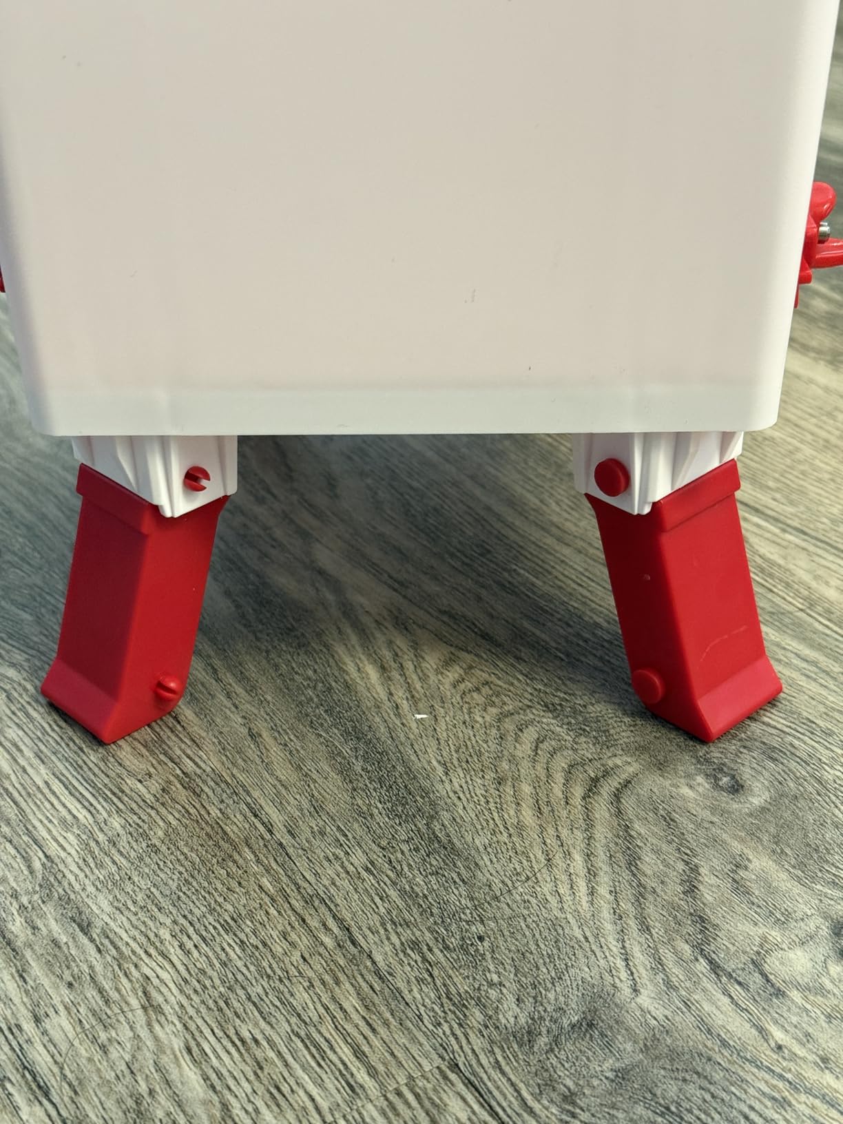 3.6 Gal Chicken Waterer with 4 Water Nipples - 3 Height Adjustable | Anti-roost Cone and Locking Legs Design, Leak-Proof Side Mount Nipples for Backyard Flock customer photo 2