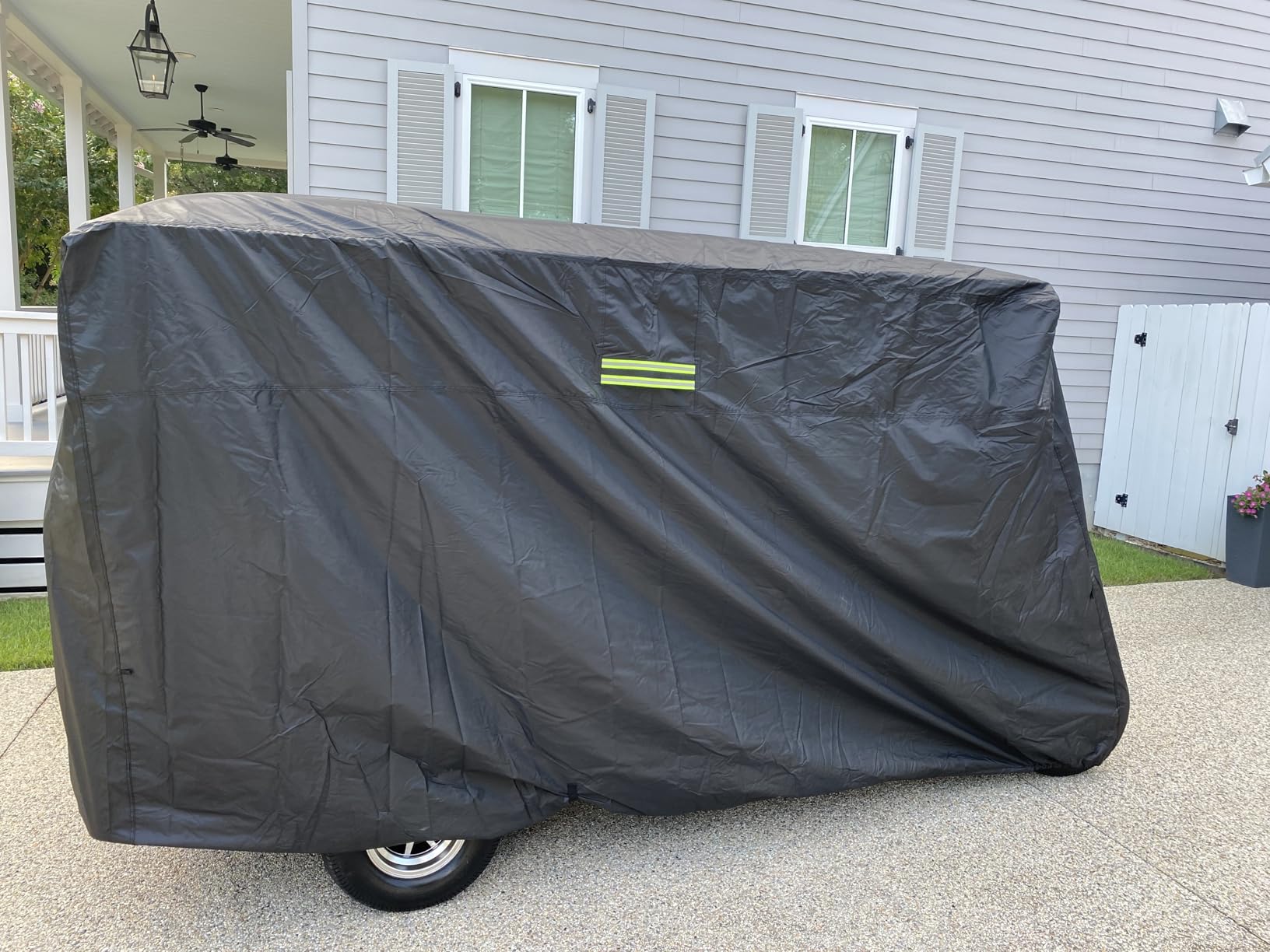 moveland Heavy Duty 650D Golf Cart Cover for 2/4/6 Passengers EZGO, Club Car and Yamaha, All Weather Outdoor Protection customer photo 1