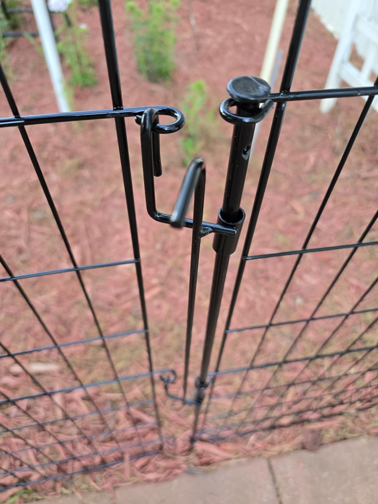15 Panels Garden Fencing Animal Barrier with Lock, 33 in(H) X 36 ft(L) Dog Fence Outdoor for Yard Rustproof No Dig Decorative Tall Garden Fences Metal Wire Panel Border Rabbit Ground Stakes Fencing customer photo 2