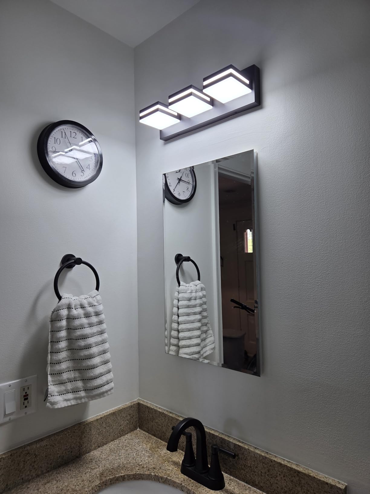 Modern LED Small Bathroom Lights Fixtures 3-Light,Stainless Steel Chrome Acrylic Wall Lighting,Vanity Lights for Bathroom Over Mirror 6000K 16in customer photo 1