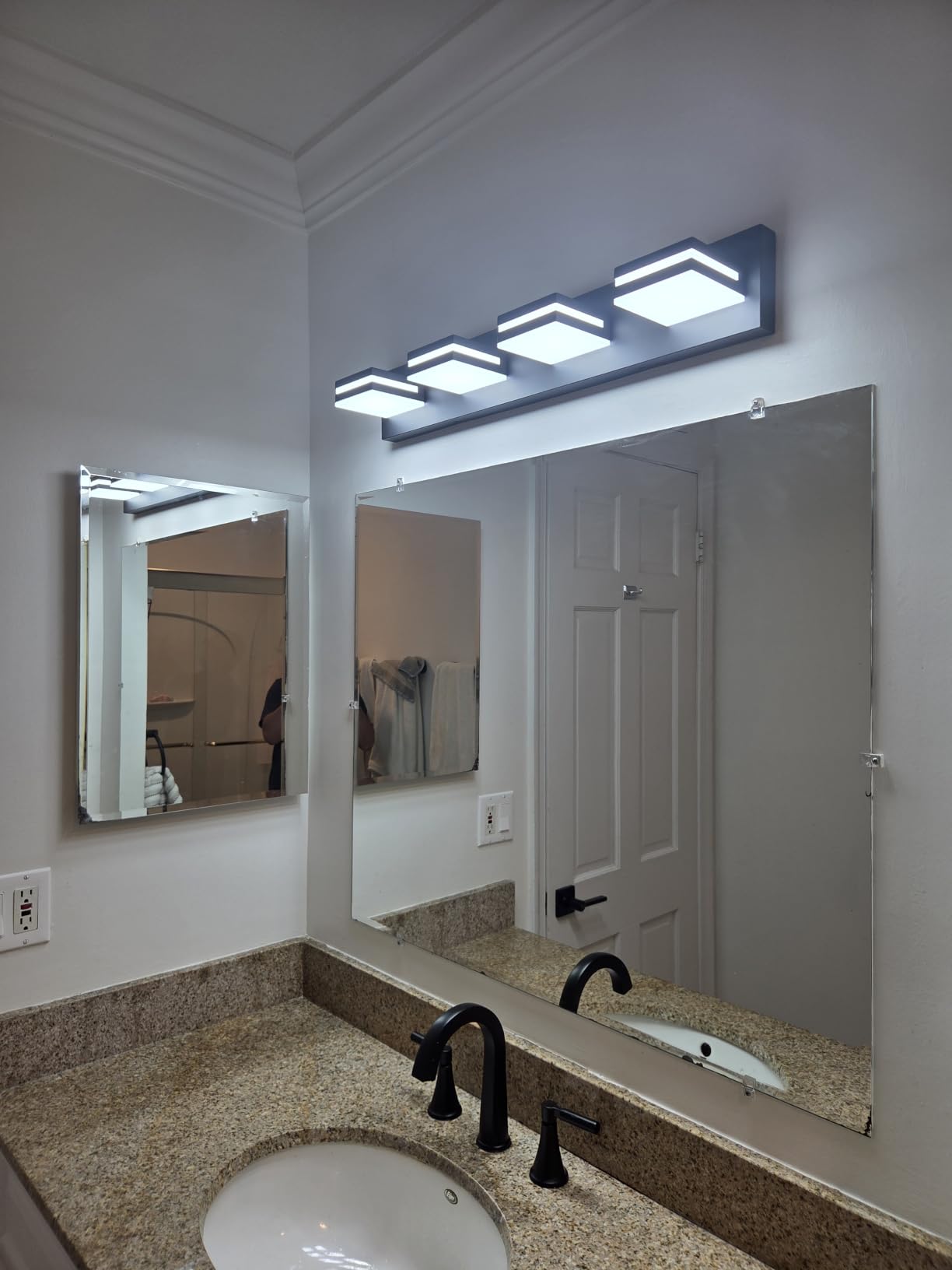 Modern LED Small Bathroom Lights Fixtures 3-Light,Stainless Steel Chrome Acrylic Wall Lighting,Vanity Lights for Bathroom Over Mirror 6000K 16in customer photo 2
