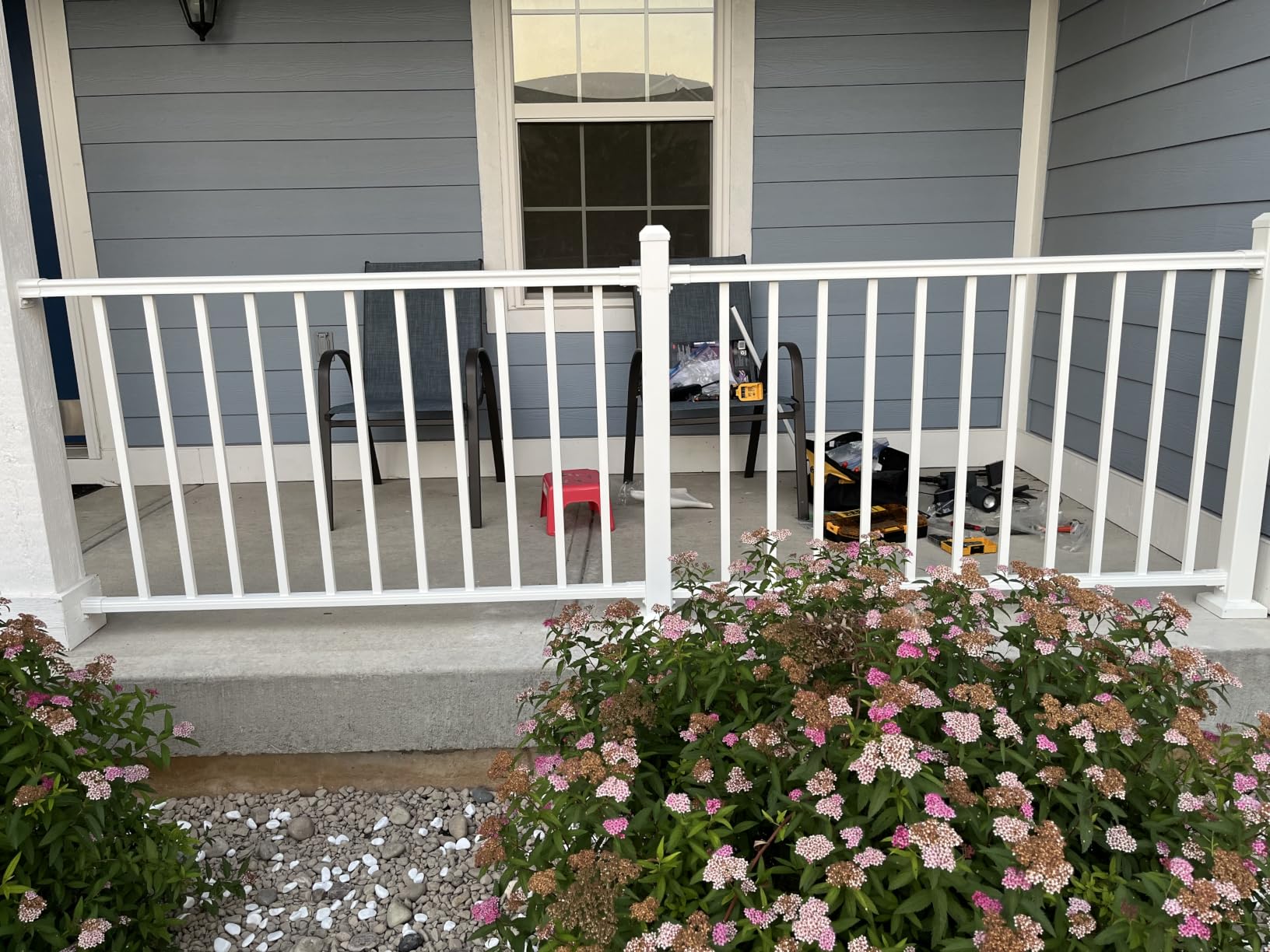 Egadis 36 in x 8 ft Modular Aluminum Porch and Deck Railing Kit, White | Pioneer in Modular Aluminum Railing Kit, ASTM Certified, Textured AAMA2604 Finish for Deck, Porch & Balcony (1 Panel) customer photo 1