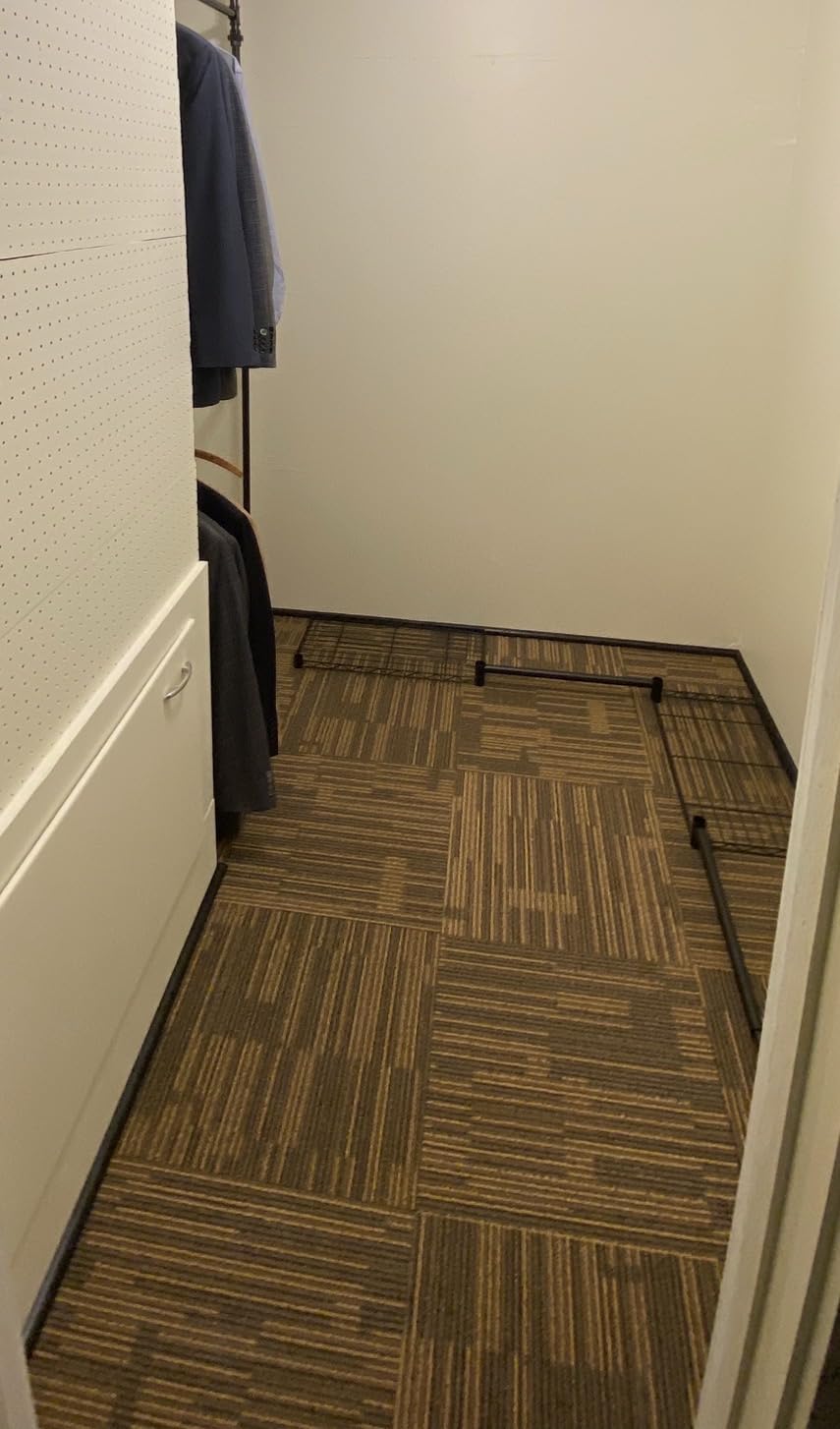 VEVOR Carpet Tiles Reusable 24x24 inch, 24 PCS Modular Carpet Square Rug, Commercial Floor Soft Padded for Seamless Cover 96sq.ft², Easy DIY for Living Room Bedroom Office Indoor,Gray & Brown customer photo 2