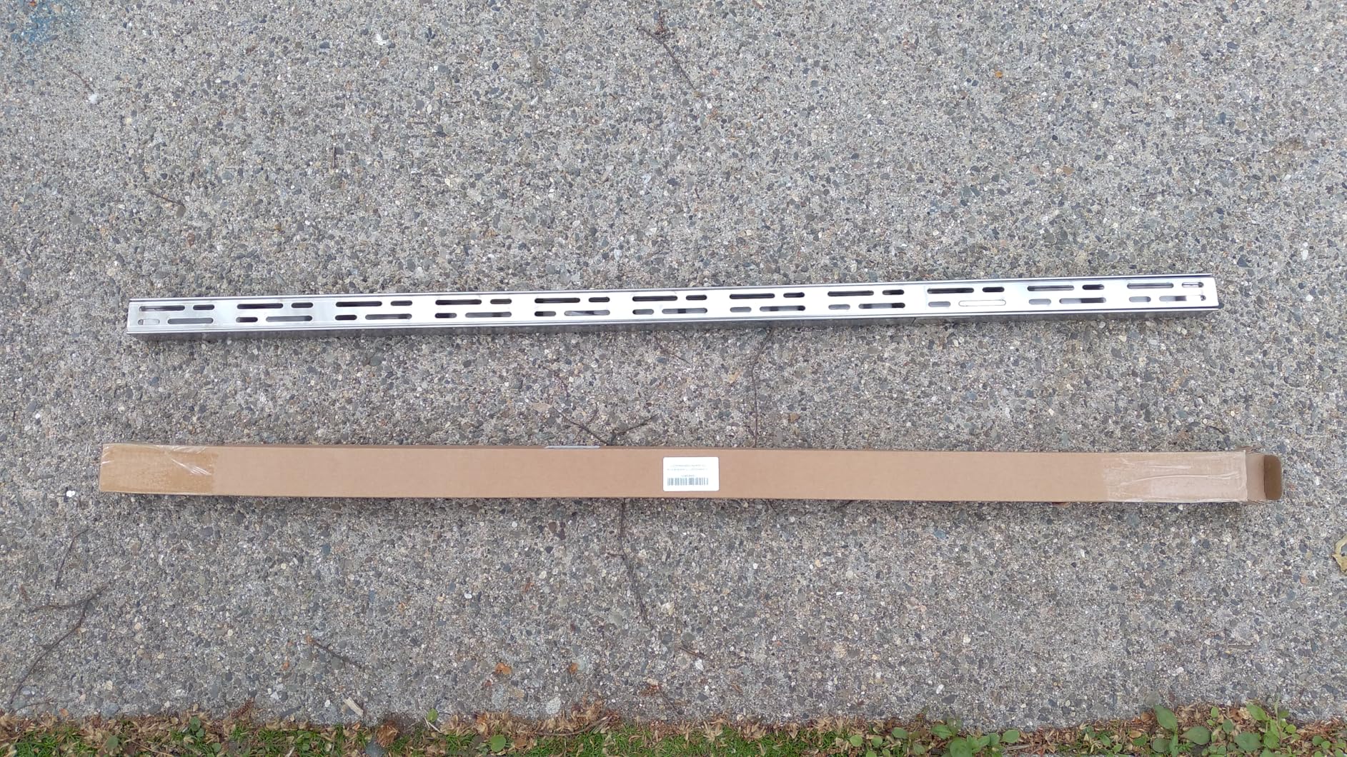 Channel Drain 1.25-Inch Wide X 19.6-Feet Long,Silver Outdoor Pool Deck Drain Channel 304 Stainless Steel,Pool Drain for Paver/Patios/Walkways customer photo 1