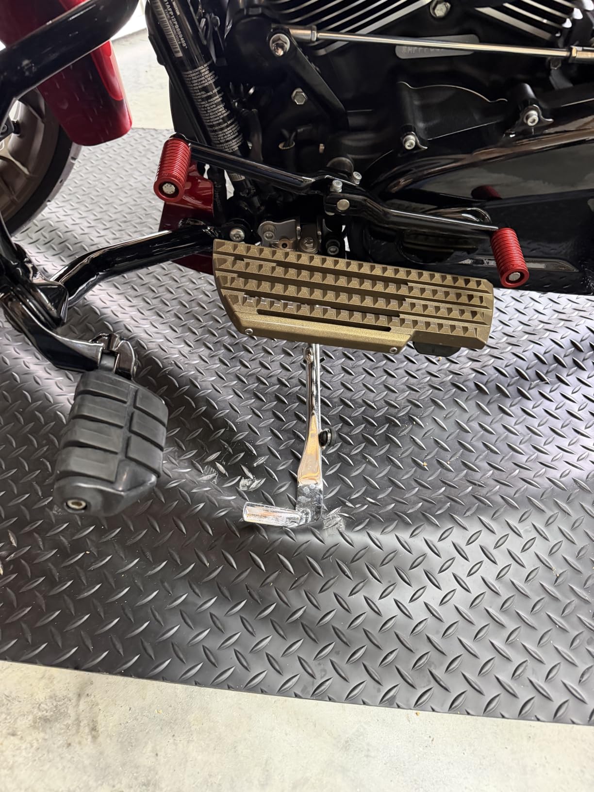 4x6FT Garage Floor Mat, 2.8mm Thickened Flooring Roll for Under Car, Golf Cart Parking Mat, Diamond Plate PVC Rubber Motorcycle Mat customer photo 2