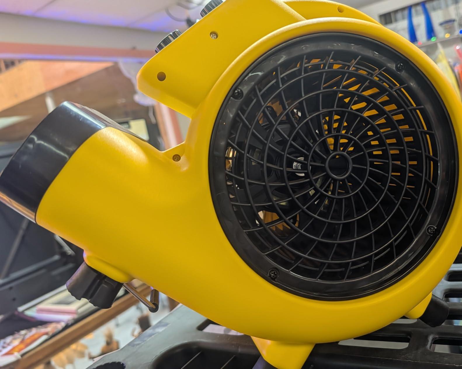 Air Mover 1/4 HP 1000 CFM Portable Blower Fan Carpet Dryer, Floor Dryer Fan | 3-Speed, 4 Adjustable Angles, Daisy Chain, Timer, Stackable Air Mover Blower Fan for Janitorial, Home, Commercial, ETL Listed customer photo 2