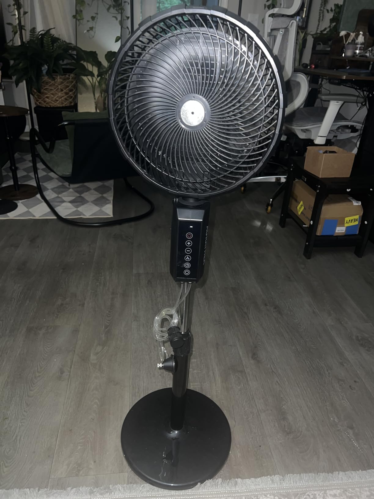 Outdoor Misting Fan 20000mAh, 12-Inch Indoor & Outdoor Oscillating Fan for Patios, Corded & Cordless, 2 In 1 Pedestal & Tabletop InstaCool Cooling Fan with Mister, 7 Speeds, Remote, Timer customer photo 1