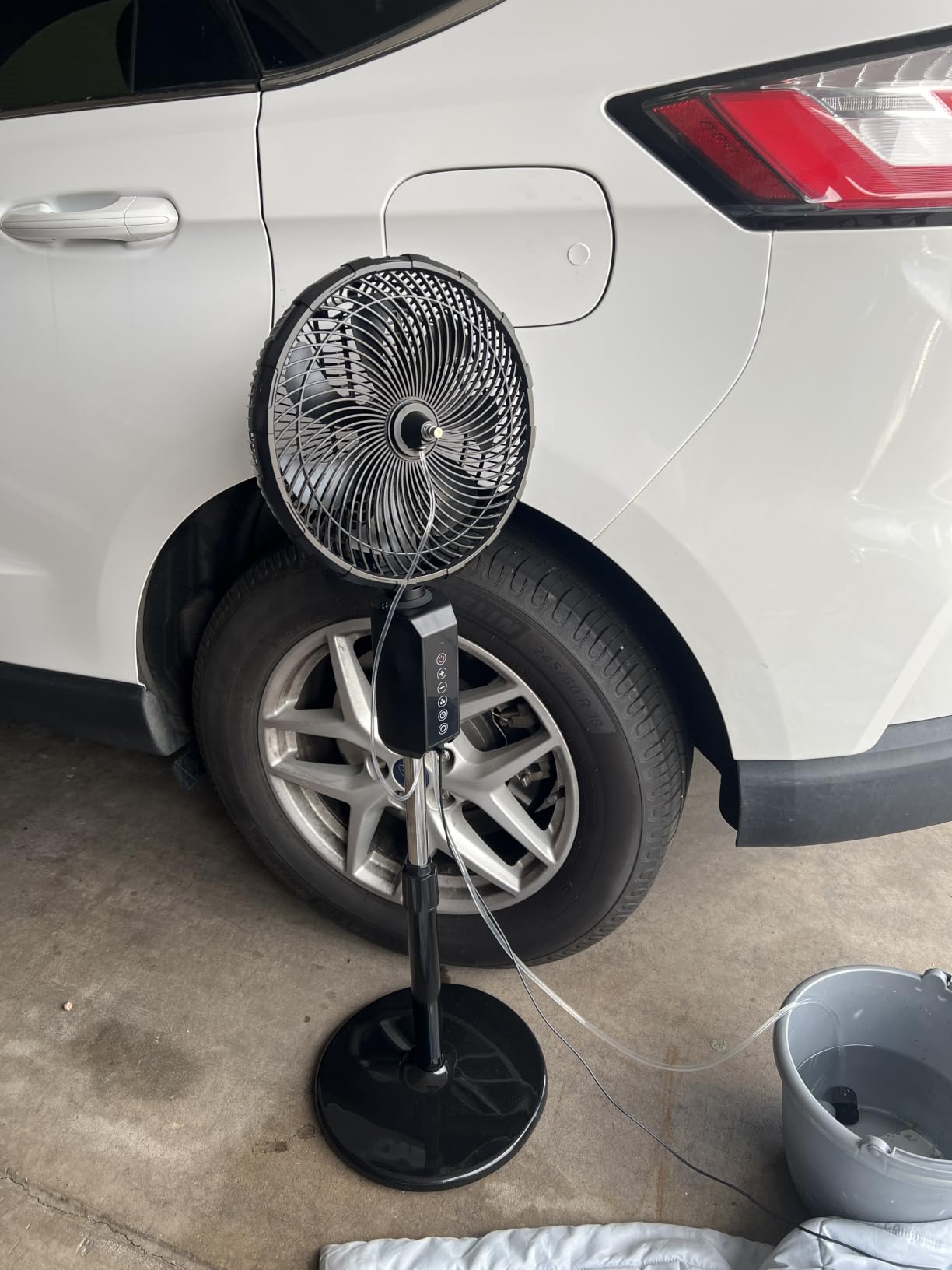 Outdoor Misting Fan 20000mAh, 12-Inch Indoor & Outdoor Oscillating Fan for Patios, Corded & Cordless, 2 In 1 Pedestal & Tabletop InstaCool Cooling Fan with Mister, 7 Speeds, Remote, Timer customer photo 2
