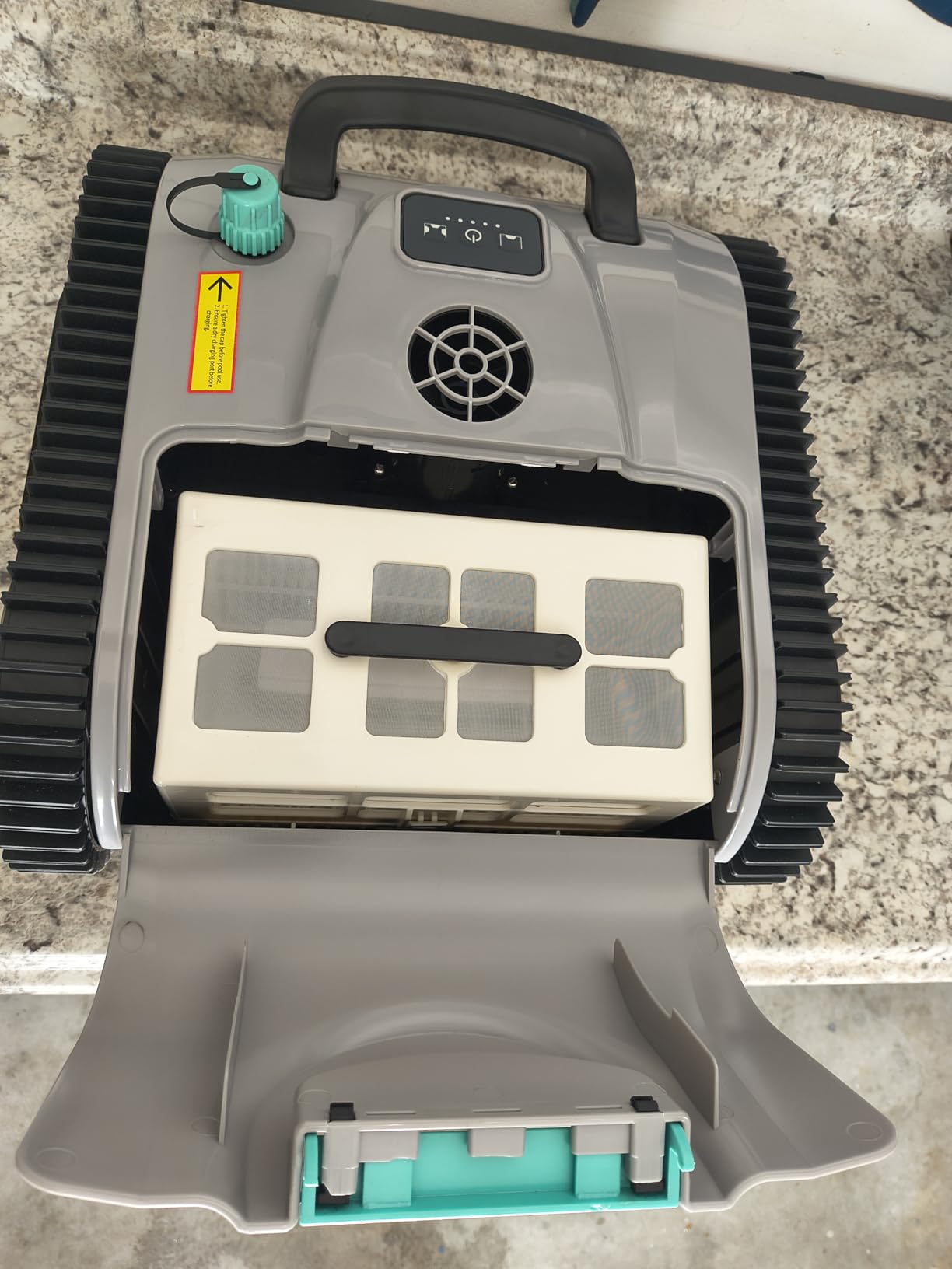 Cordless Pool Cleaner Robot for Wall & Waterline Cleaning, Automatic Pool Vacuum Cleaner for Inground & Above Ground Pools up to 3200 sq.ft, 120 Mins Runtime, IPX8 Waterproof customer photo 1
