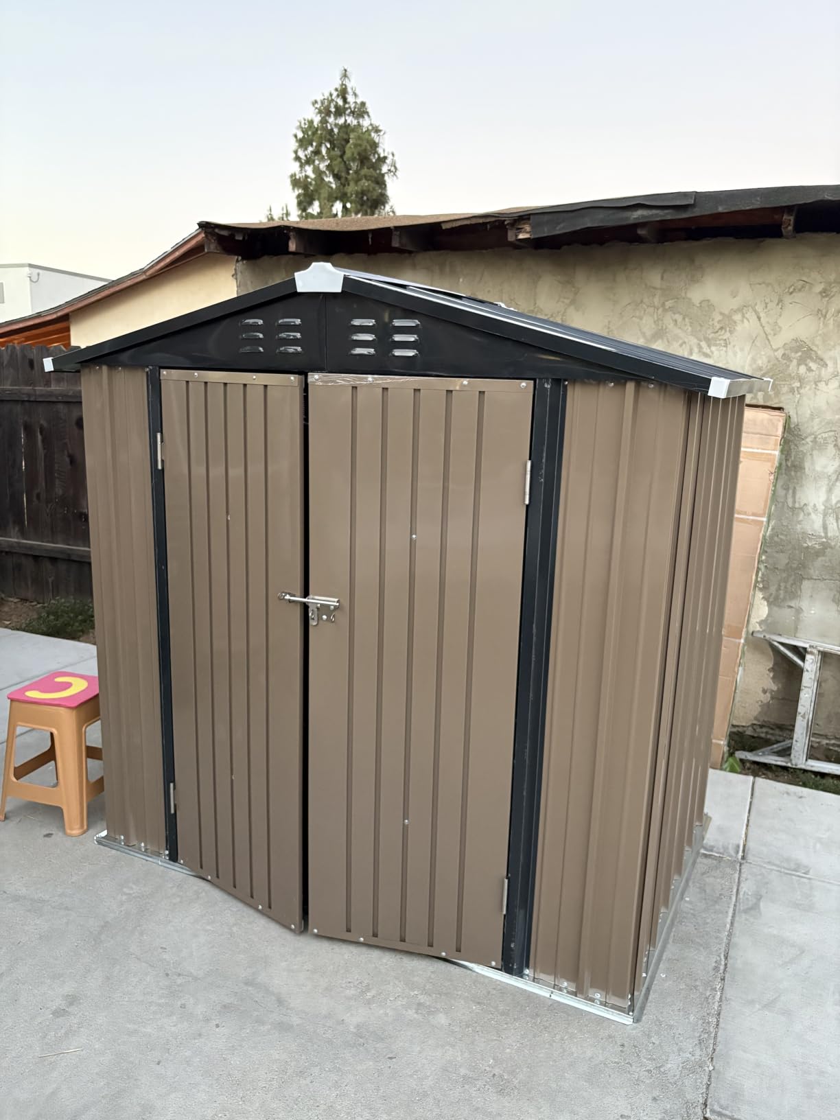 Patiowell 10 x 12 FT Outdoor Metal Storage Shed, Heavy-Duty Shed Storage with Lockable Doors and Steel Frame, Utility Tool Outside Large Storage Shed for Garden, Patio, Backyard, Gray customer photo 1