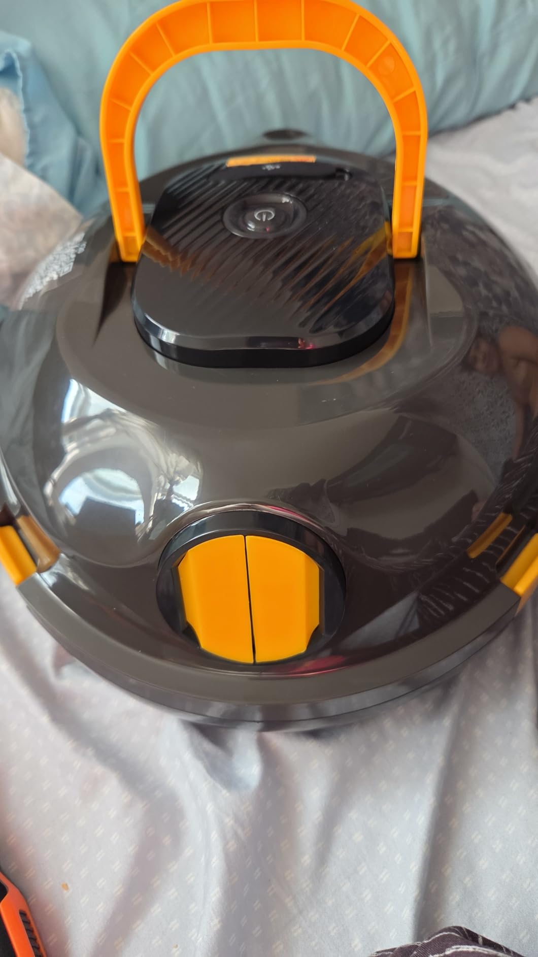Y20 Robotic Pool Cleaner, Cordless Pool Vacuum for Above & Inground Pools, 150 Min Runtime, Powerful Dual Motors, Smart Navigation, Auto-Parking, Pool Vacuum Robot for Flat Pools up to 1300 Sq.Ft customer photo 2