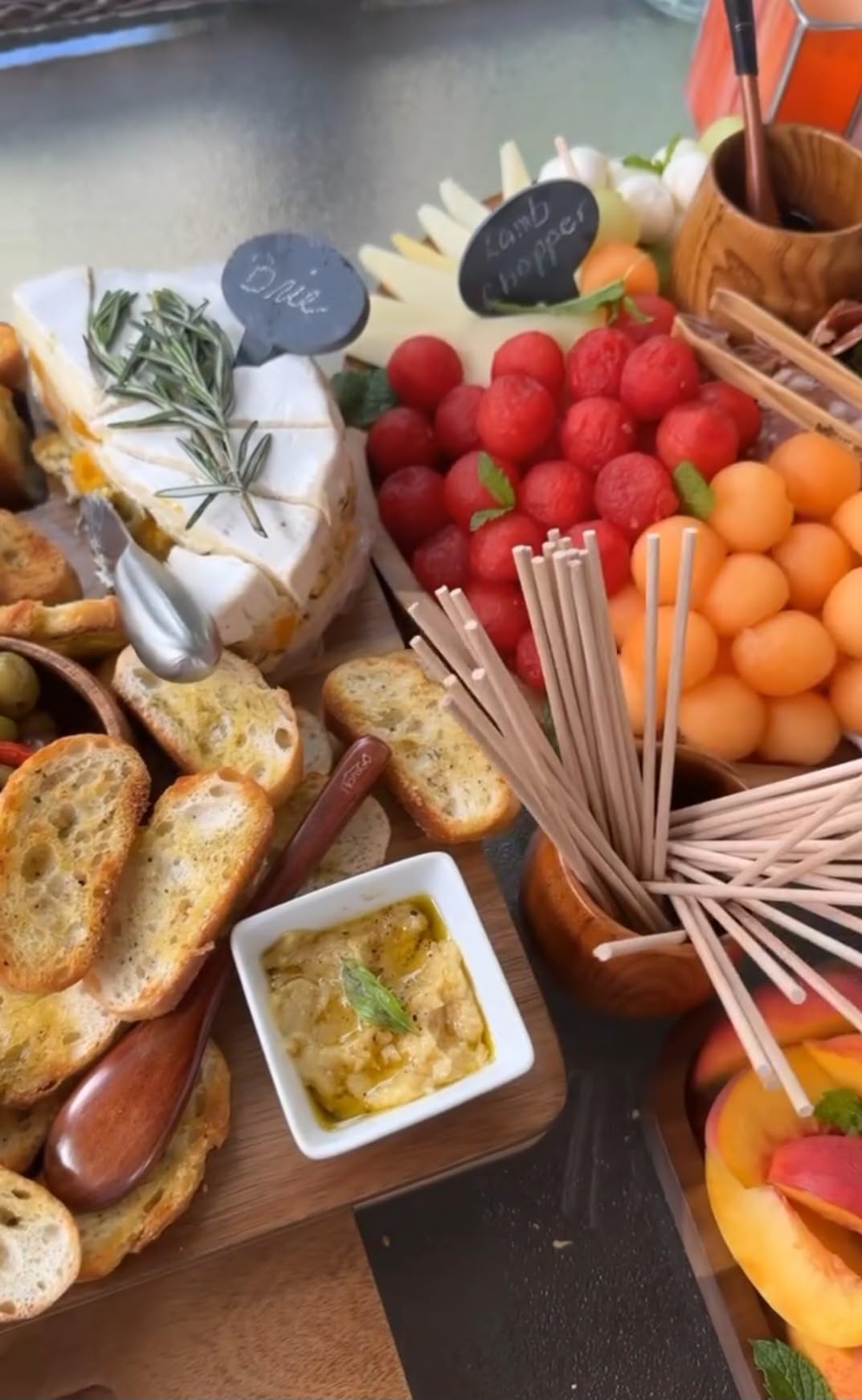 The Wine and Cheese Board Deck: 50 Pairings to Sip and Savor customer photo 2