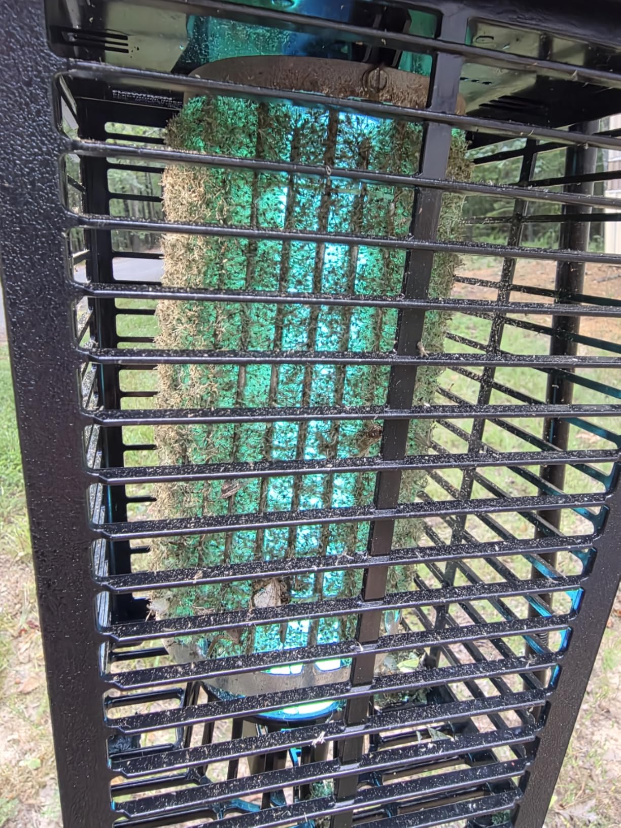Flowtron Electric Bug Zapper, 1 Acre Outdoor, 40W UV, 5600V Zap, Black | Protects yards, patios, and farms - octenol lure attracts and helps eliminate mosquitoes, flies, and gnats - UL listed customer photo 2