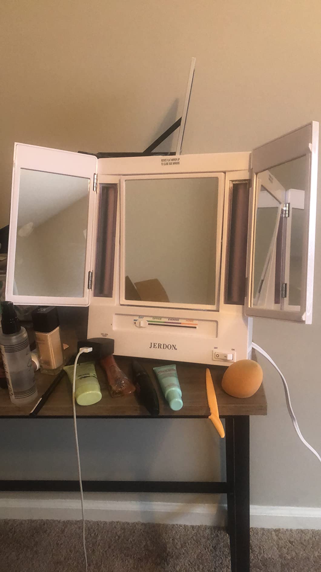 JERDON Lighted Makeup Mirror with 5X Magnification - White - JGL9W | Tri-Fold Two-Sided Design, Multiple Light Settings customer photo 1