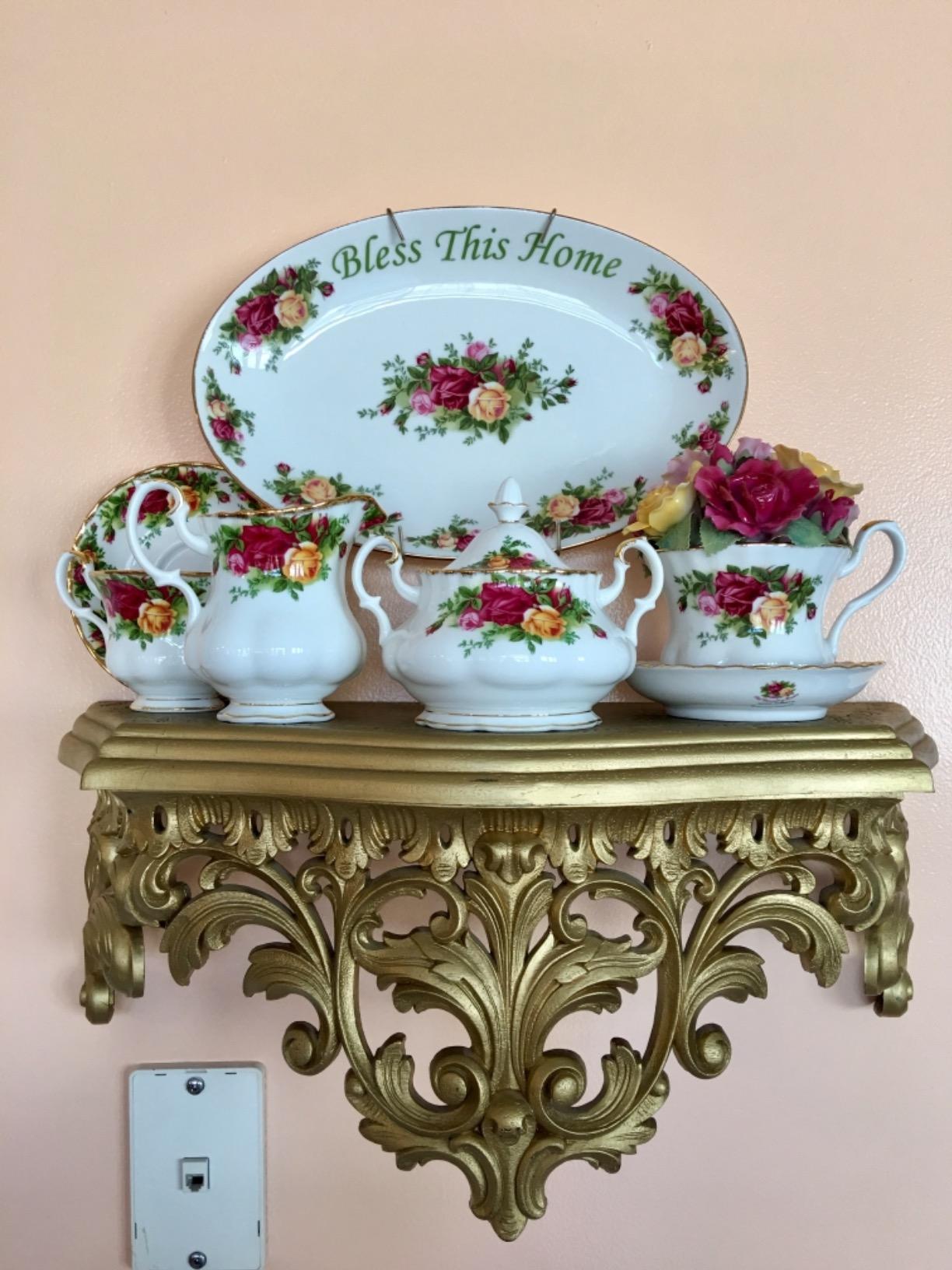 Royal Albert Old Country Roses Teacup & Saucer Set customer photo 2