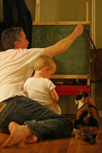 Melissa & Doug Deluxe Standing Art Easel - Dry-Erase Board, Chalkboard, Paper Roller customer photo 2