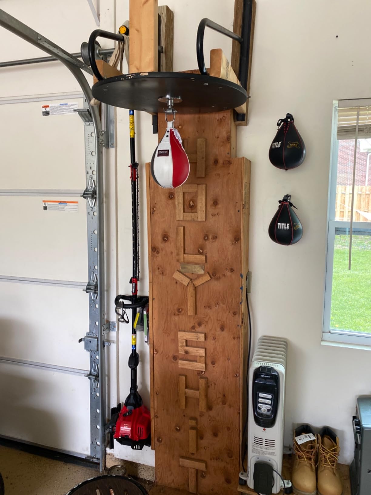 Ringside Boxing Speed Bag - Durable Leather Construction with Reinforced Triple-Stitched Seams and Heavy-Duty Attachment Loop customer photo 2