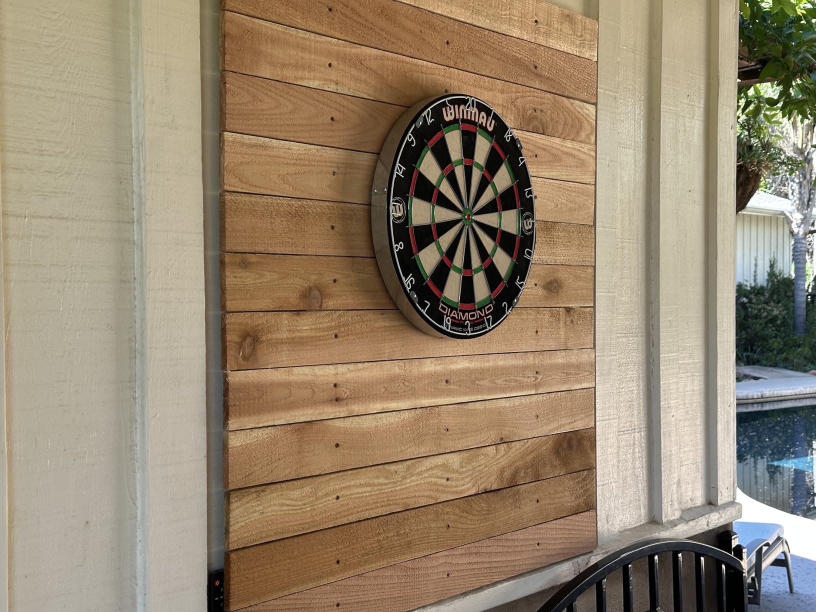 WINMAU Diamond Plus Dartboard customer photo 1
