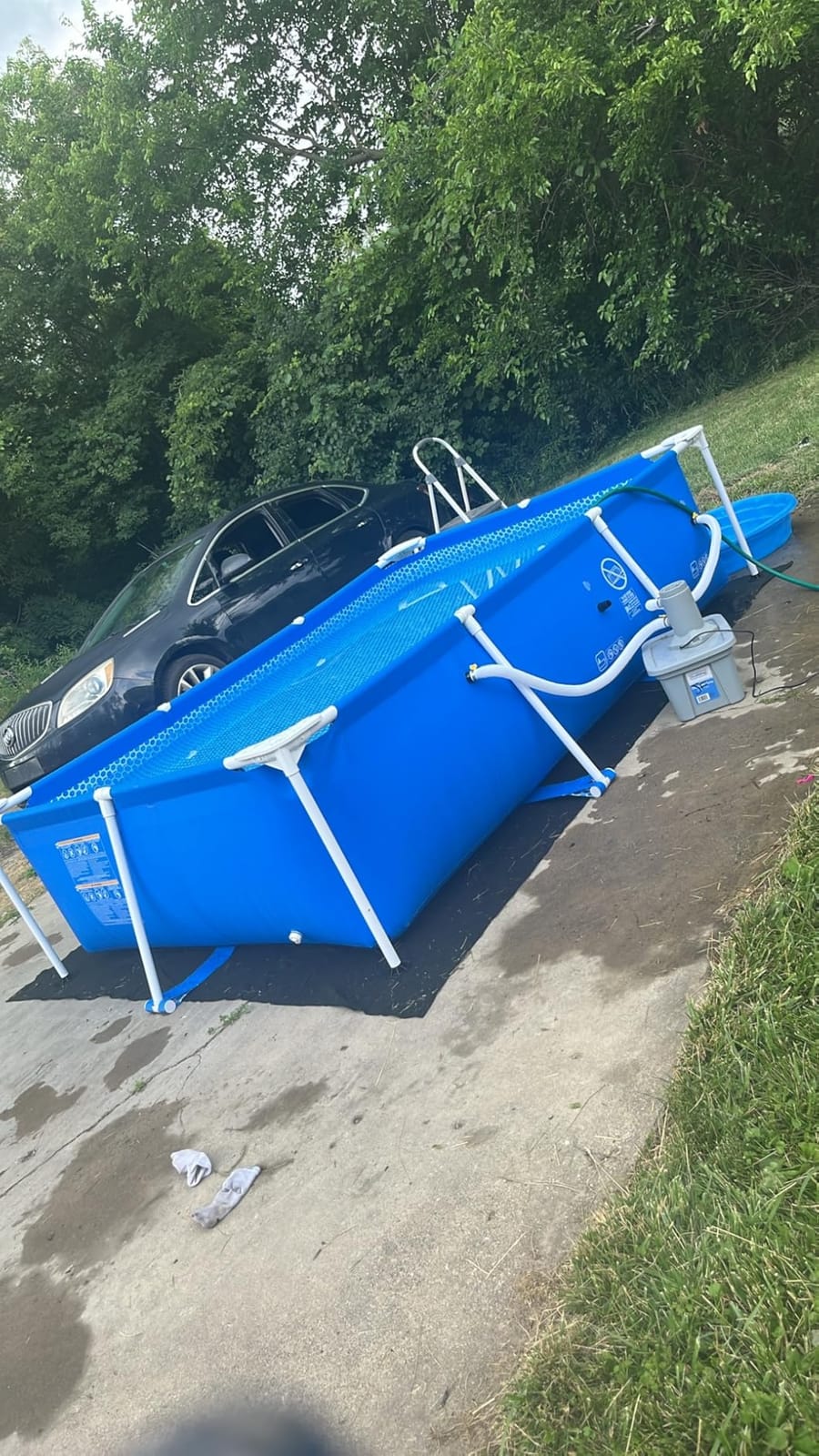 INTEX Rectangular Frame 9 ft 10 in x 6 ft 6.75 in x 29.5 in Above Ground Pool, Swimming Pool with Steel Frame, Pump Not Included customer photo 1