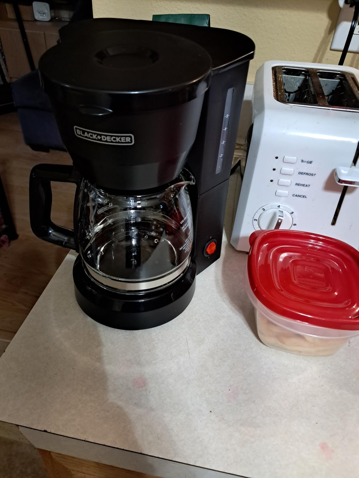 BLACK+DECKER Single-Serve Coffee Maker with 50oz Reservoir customer photo 2