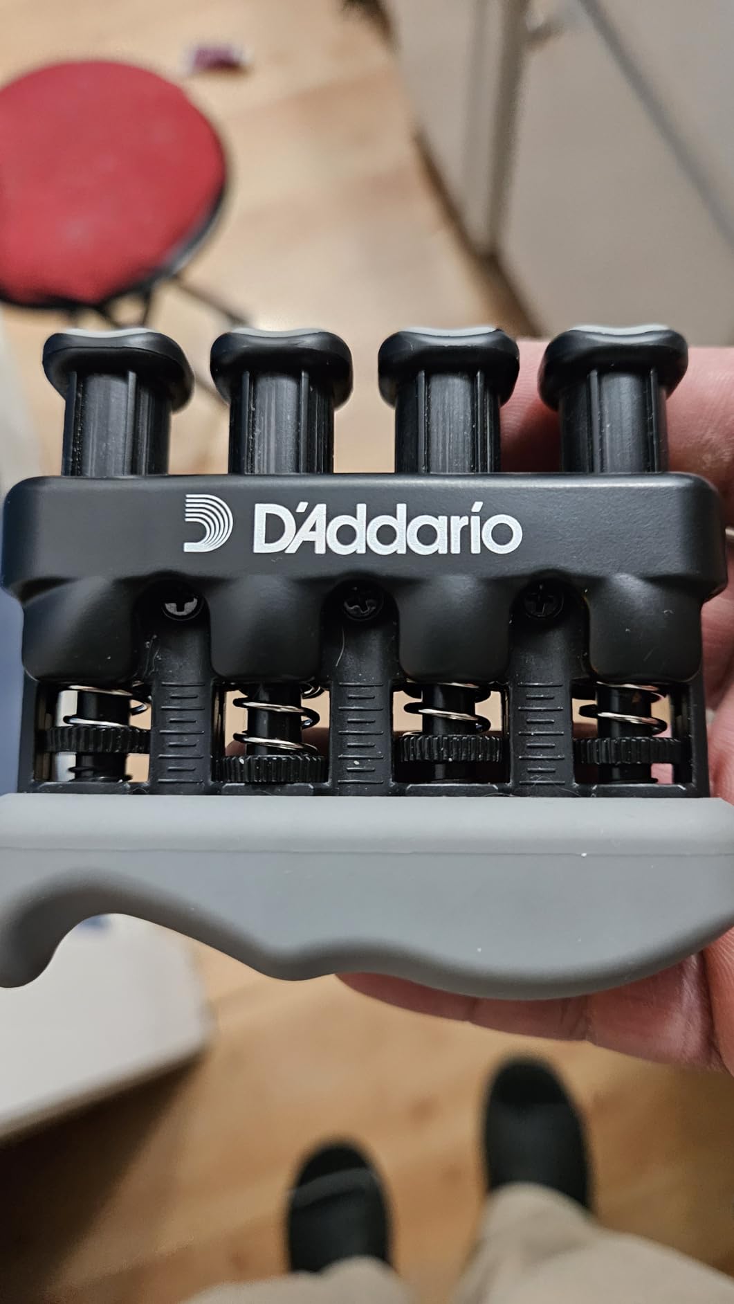 D'Addario Varigrip Hand Exerciser - Improve Dexterity and Strength in Fingers customer photo 2