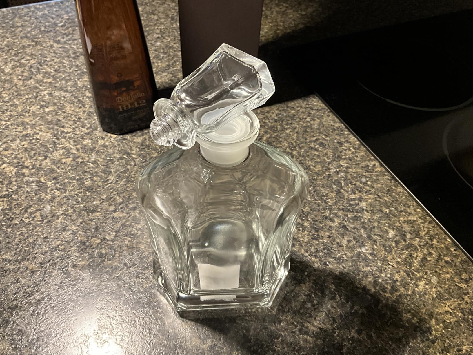 Bormioli Rocco Selecta Collection Whiskey Decanter – Sophisticated 33.75oz Diamond Decanter With Starburst Detailing – For Whiskey, Bourbon, Scotch & Liquor customer photo 1