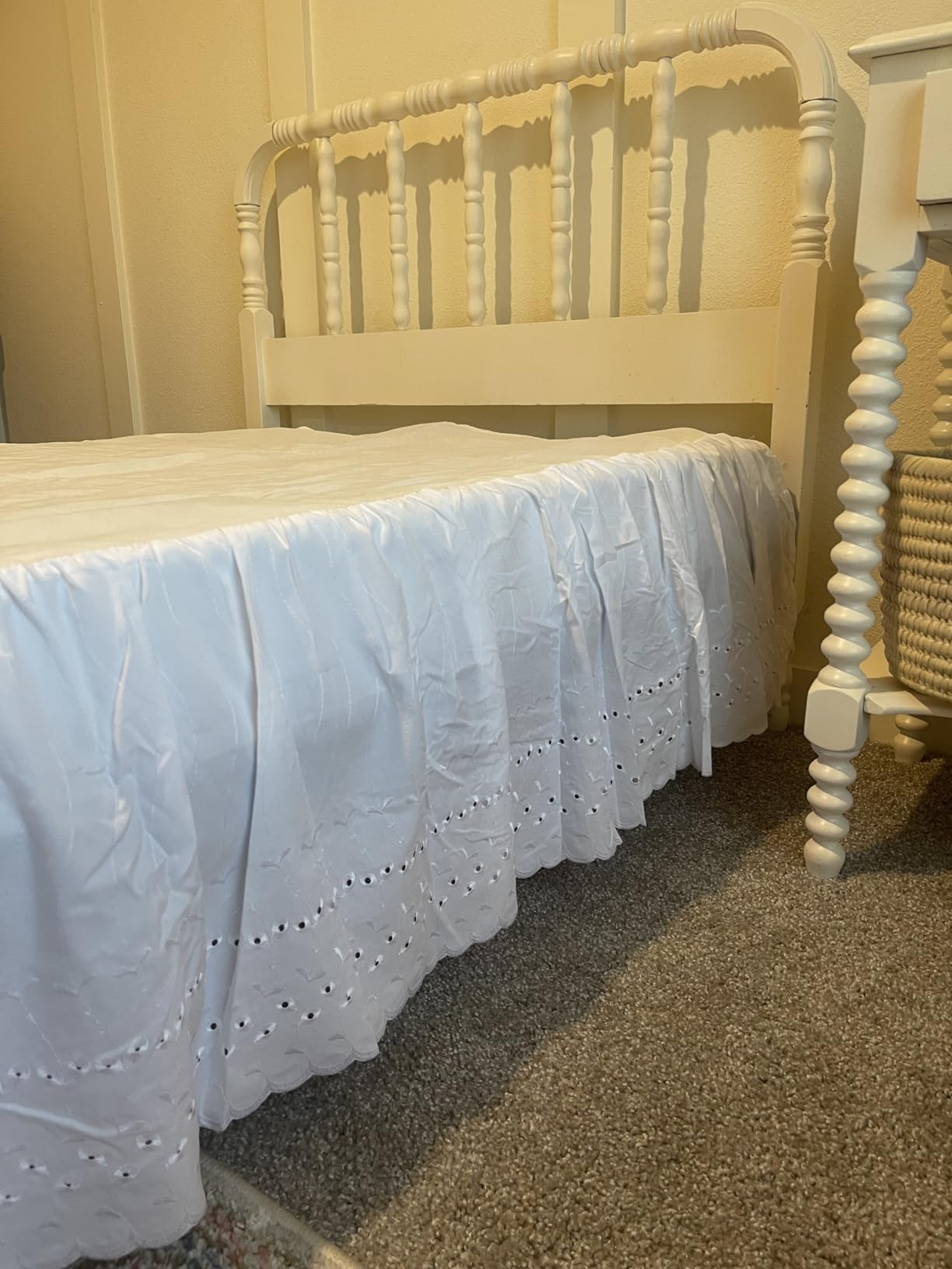 Fresh Ideas Eyelet Bed Skirt, Ruffled Design, 14 Inch Drop, Embroidered Scalloped Edge, Queen, Ivory customer photo 2