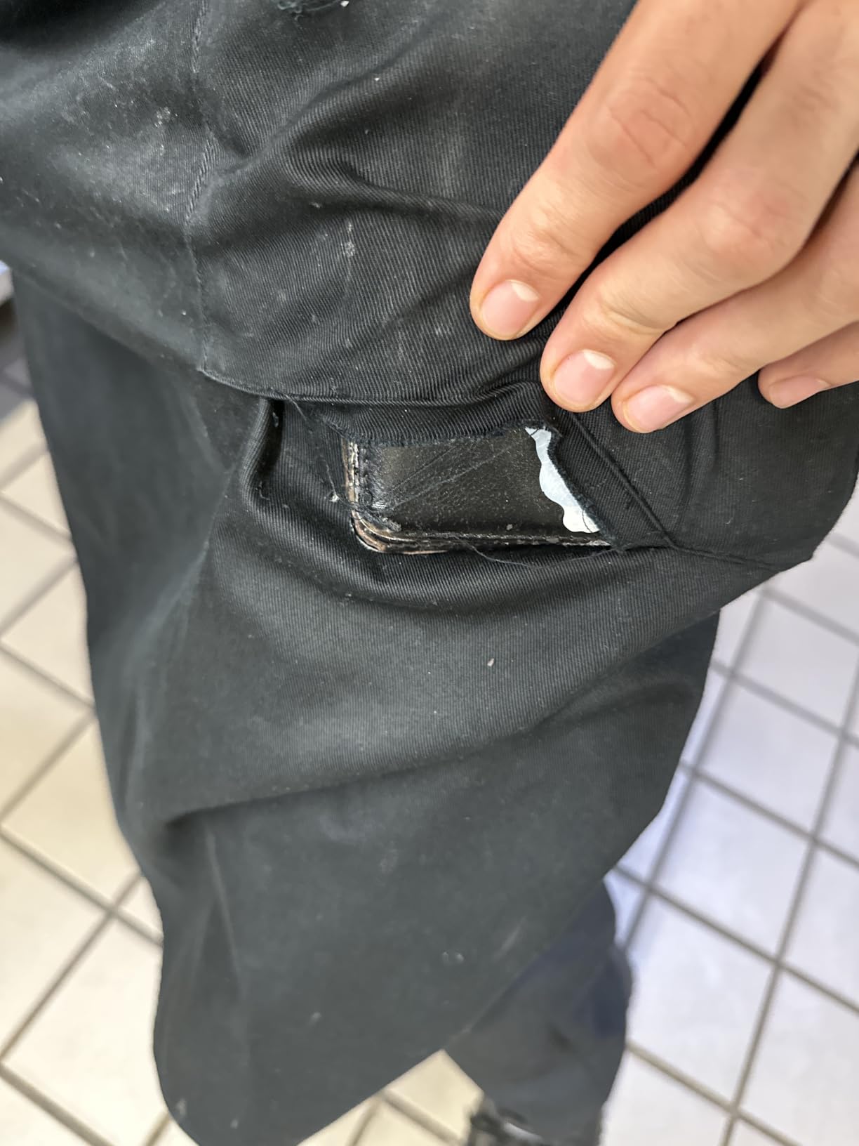 Chef Works Unisex Two Pocket Bistro Apron customer photo 1