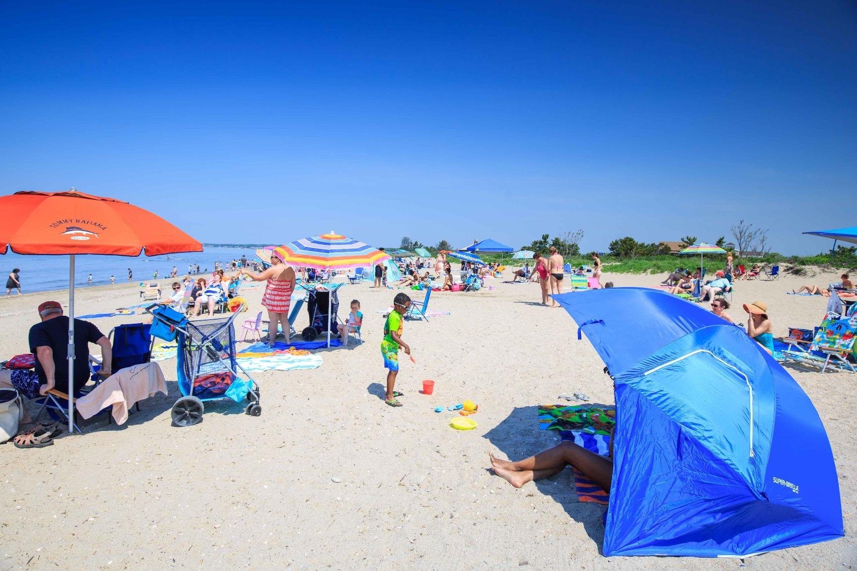 Sport-Brella Super-Brella UPF 50+ Sun and Rain Canopy Umbrella, 8 Foot Portable Beach Shelter with Side Panels, Wind Flaps, and Carry Bag customer photo 2