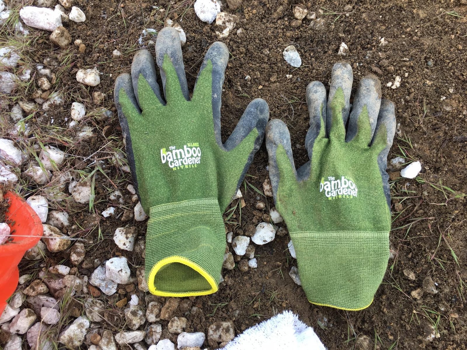 Bellingham C5371M The Bamboo Gardener Work Gloves, Made of Sustainable Bamboo Rayon Fiber, Durable Nitrile Palm and Fingers, Medium, Green customer photo 1