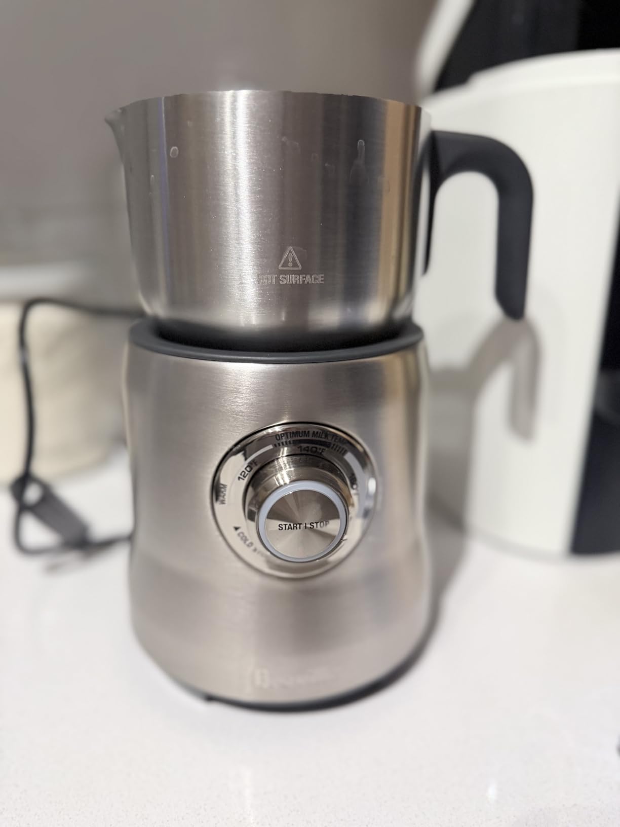 Breville BMF600XL Milk Café Frother, Brushed Stainless Steel - Easily craft rich and creamy hot milk drinks at home, including lattes, cappuccinos, chai tea, and hot chocolate customer photo 2
