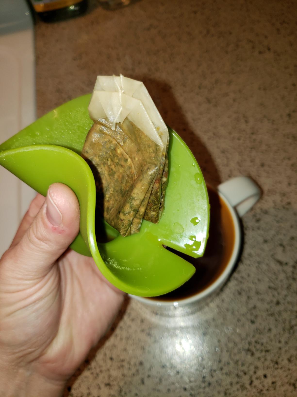Primula Buddy Silicone Tea Bag Holder, Easy to Use and Mess-Free, Dishwasher Safe, 4.25-Inch, Green customer photo 2