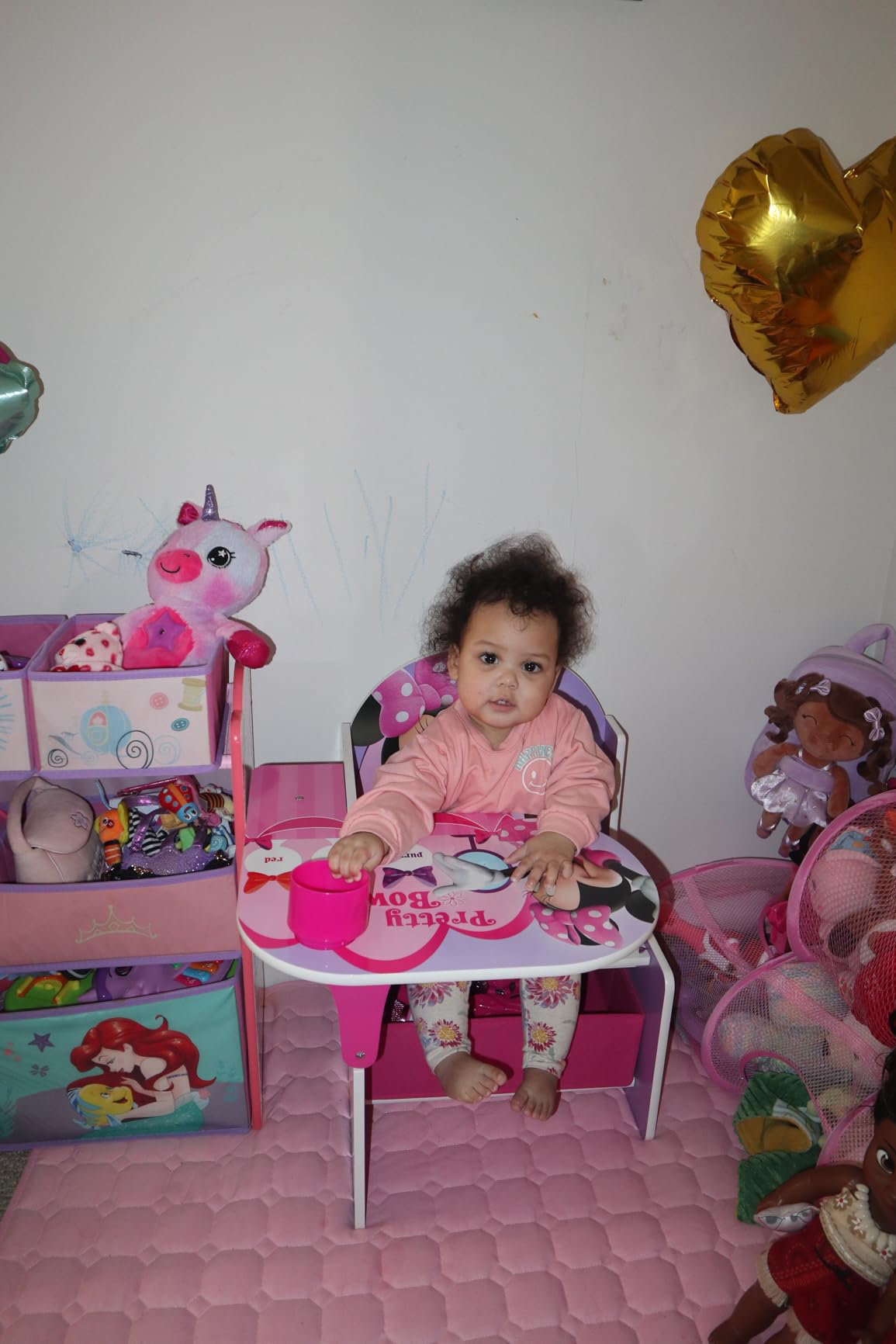 Delta Children Chair Desk With Storage Bin, Disney Minnie Mouse customer photo 2