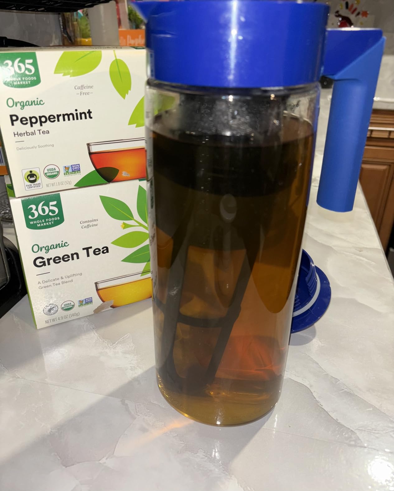 Takeya Flash Chill Iced Tea Maker - Versatile Tea Brewer for Loose/Bagged Tea - Patented Flash Chill Tech Hot/Cold Use BPA-Free Tritan Dishwasher Safe - Airtight Lid Made in USA - 2 Quart/Black customer photo 1