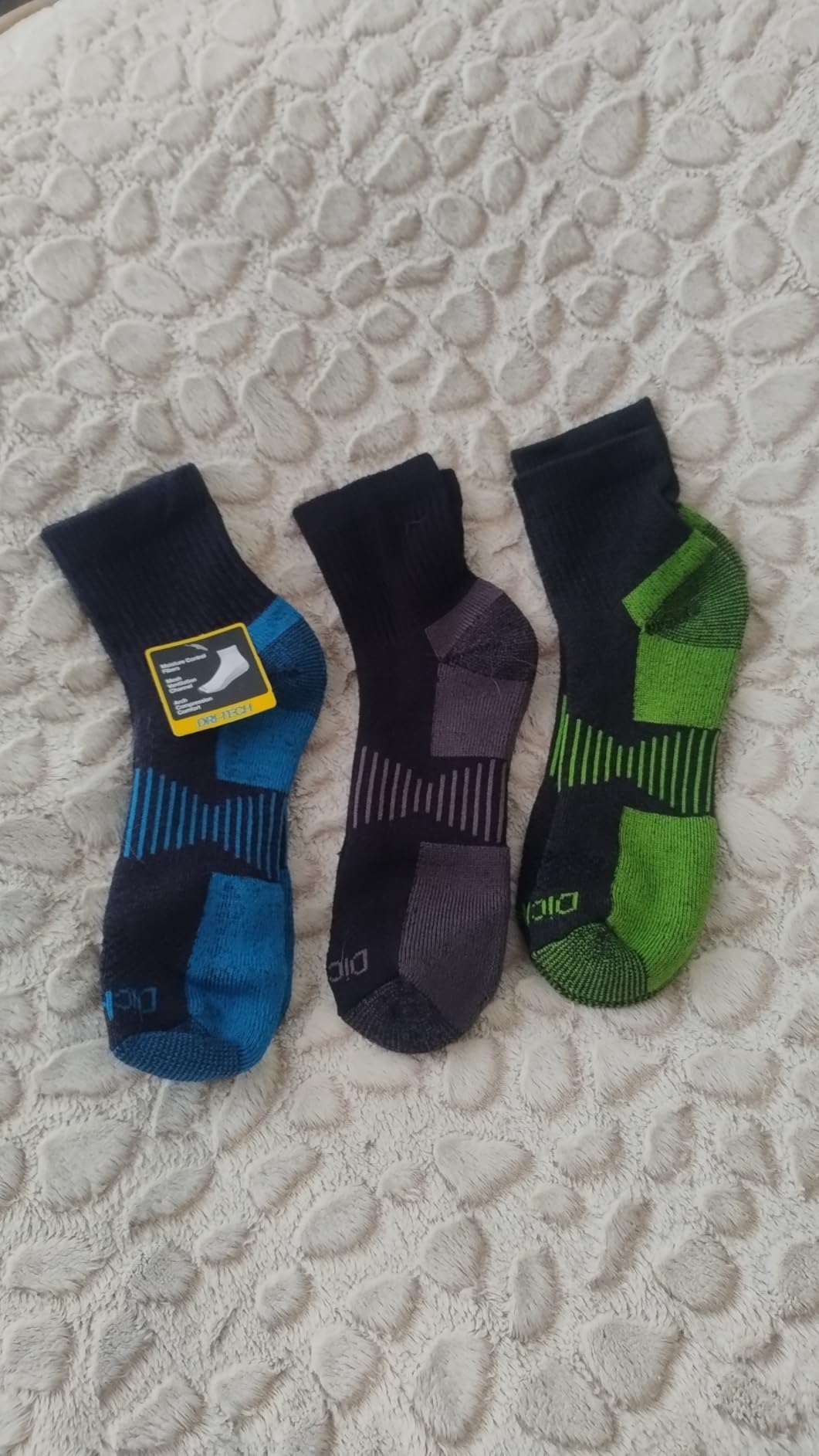 Dickies Men's Dri-Tech Moisture Control Quarter Socks, Available in M-XXL (6, 12, 18 Pairs) customer photo 1
