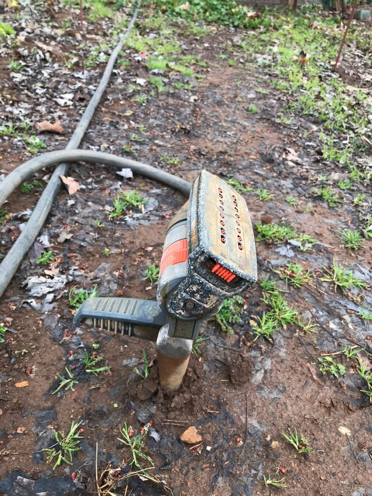 Gardena ZoomMaxx Sprinkler on Metal Step Spike, up to 2300 sq ft - 20575 | Adjustable Oscillating Design with Quick Connect customer photo 1