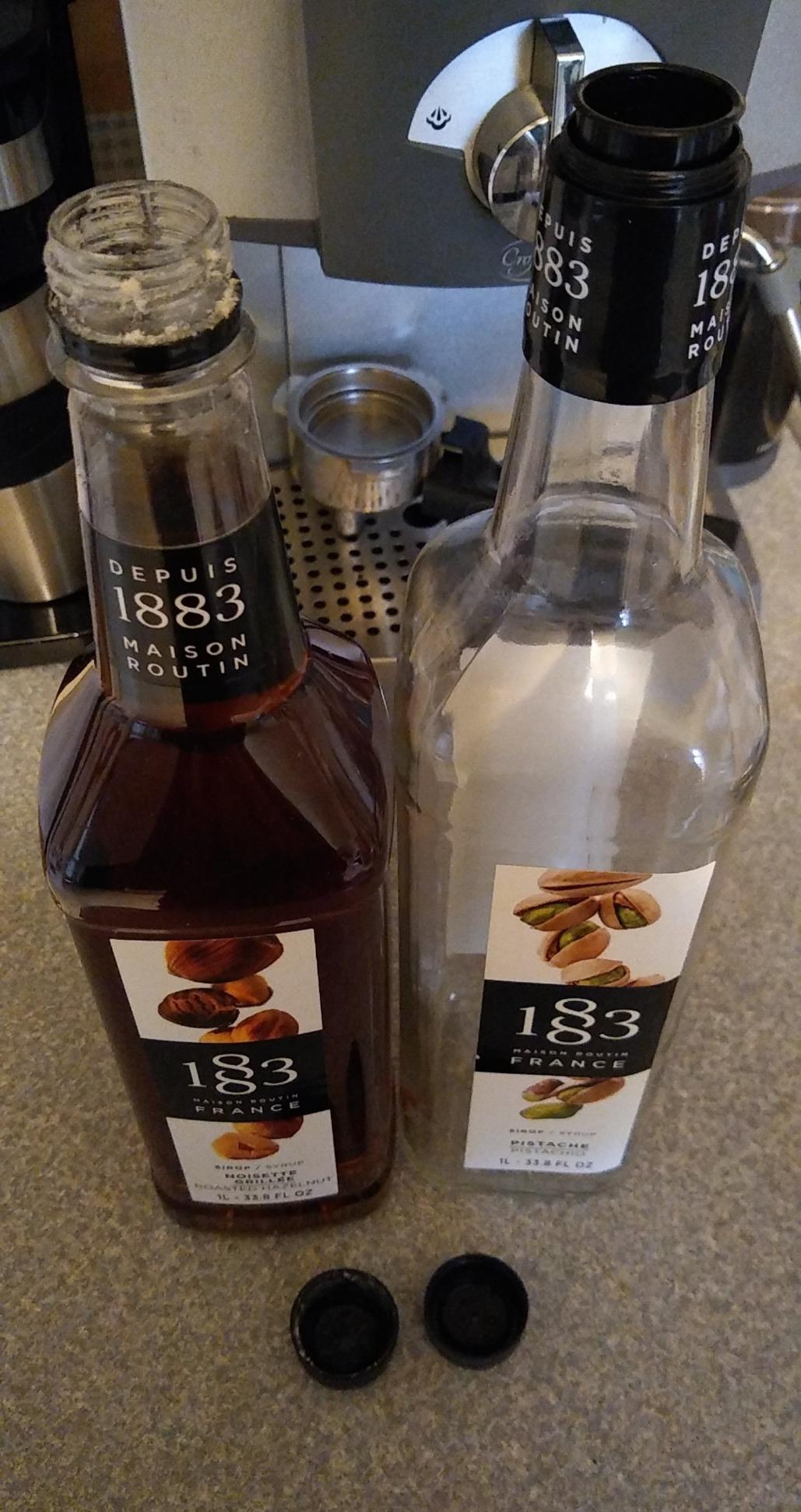 1883 Roasted Hazelnut Syrup for Drinks – Premium French Coffee Syrup – Made in France – 1 Liter Bottle – Perfect for Lattes, Cocktails & Desserts customer photo 2