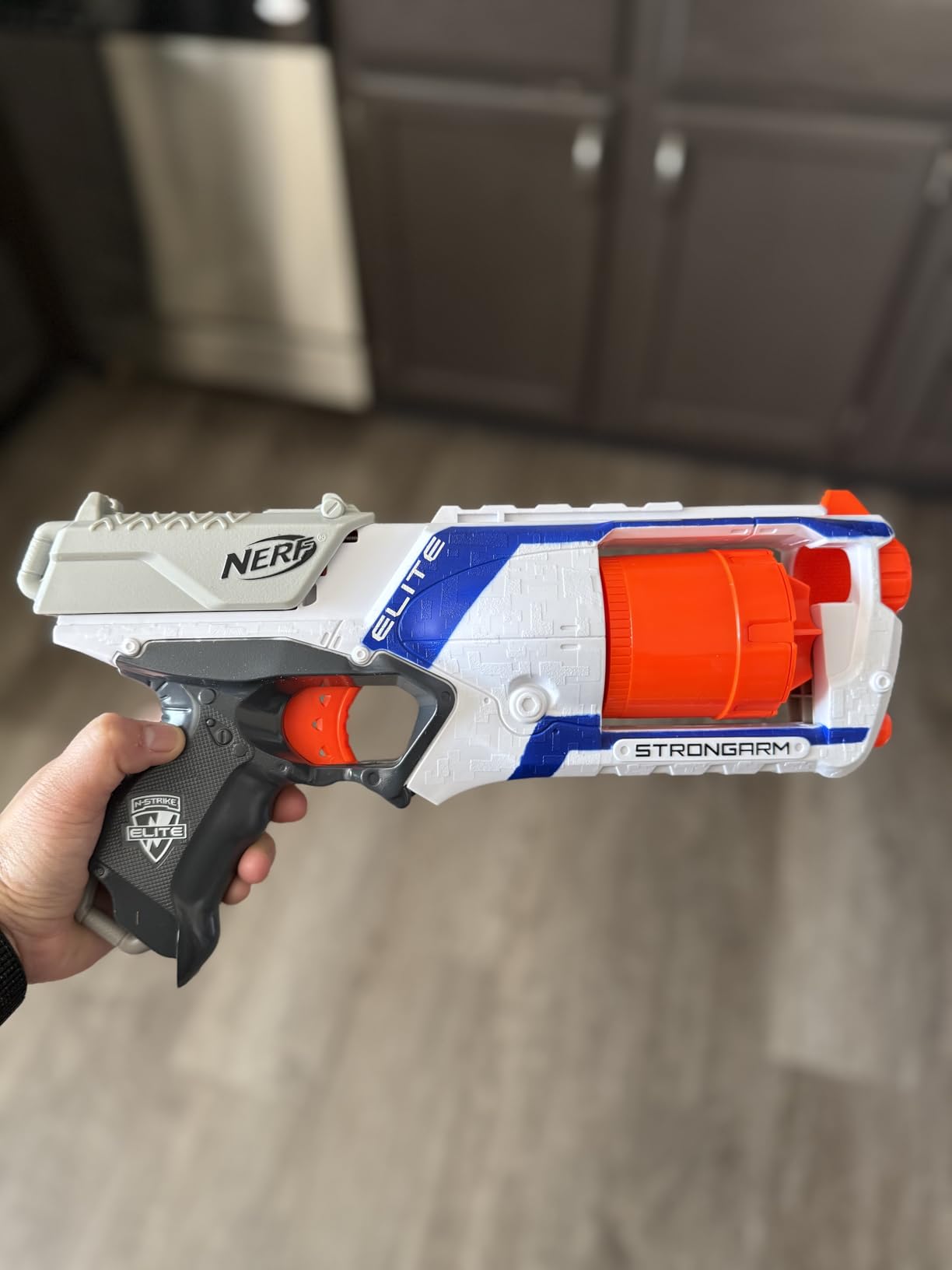 NERF N Strike Elite Strongarm Toy Blaster with Rotating Barrel (Amazon Exclusive) customer photo 1